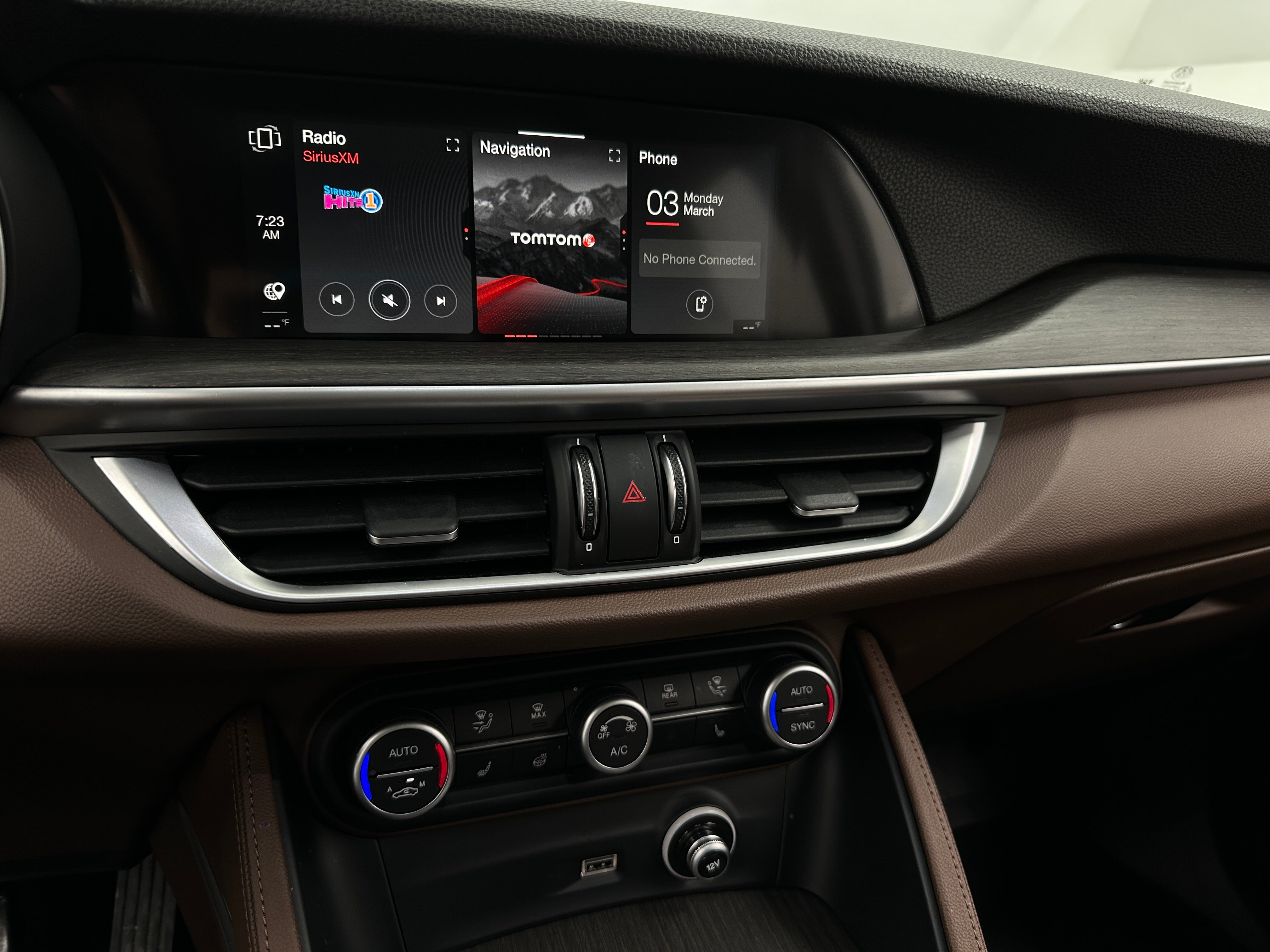 2020 Alfa Romeo Stelvio Ti 3
