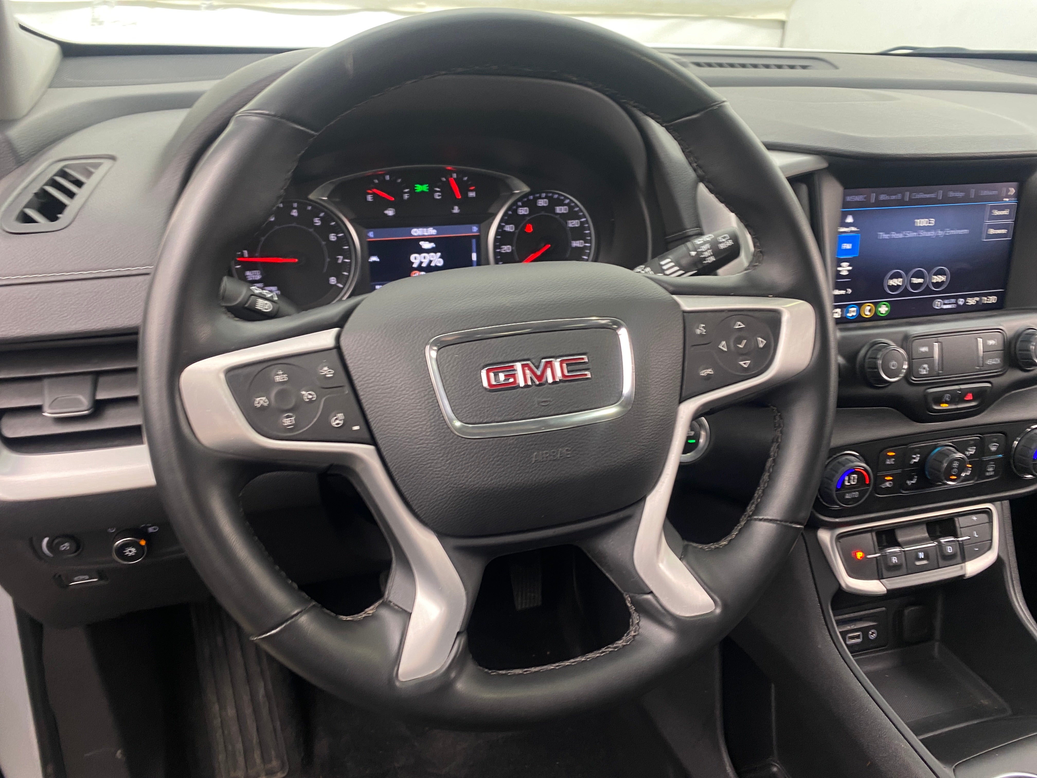 2023 GMC Terrain SLT 4