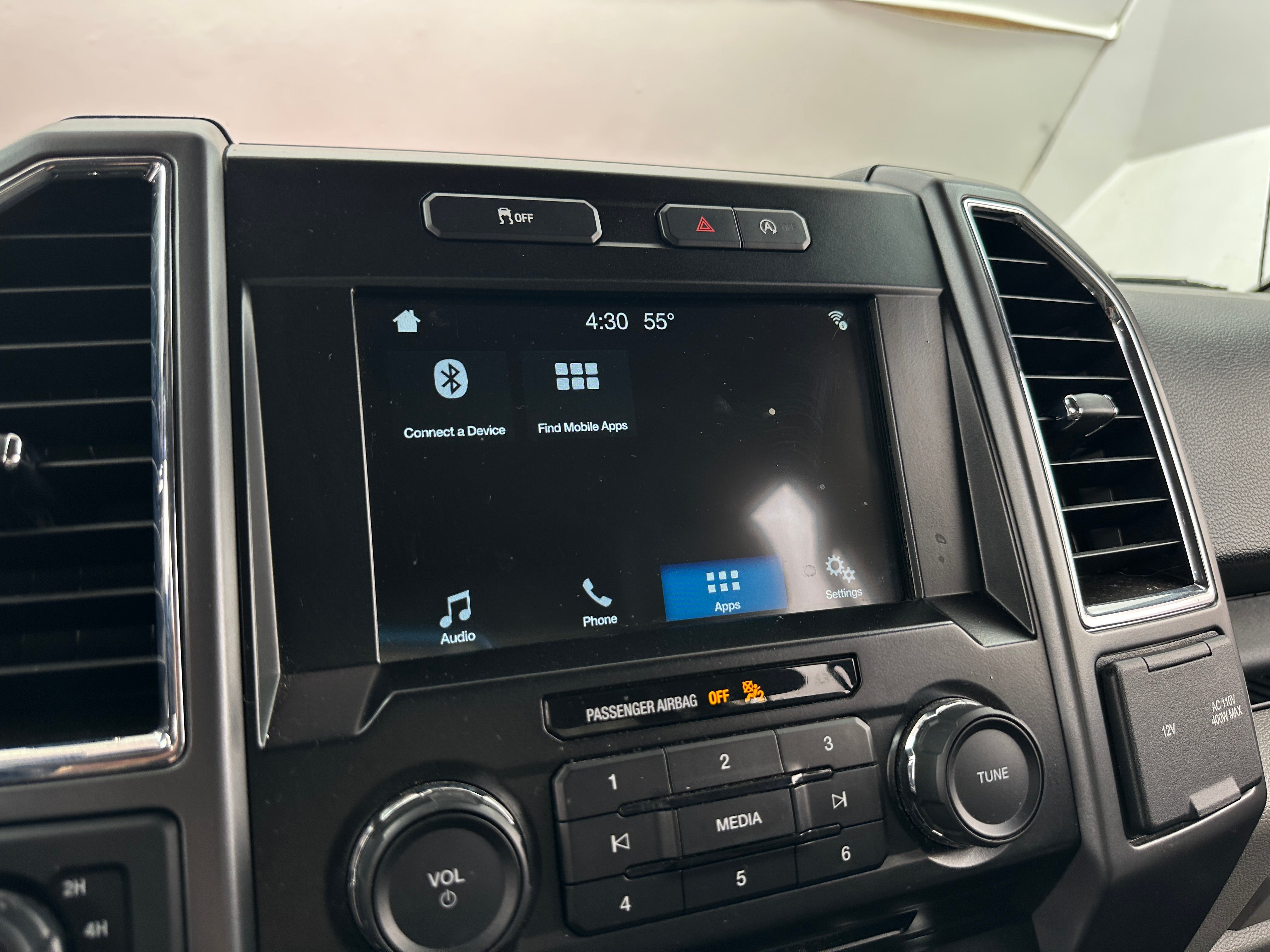 2016 Ford Econoline E-150 4