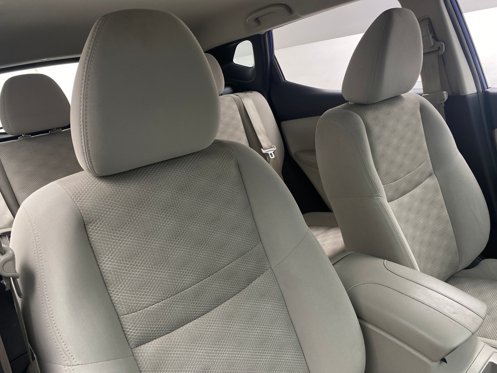 Thumbnail: 2018 Nissan Rogue Sport - 2