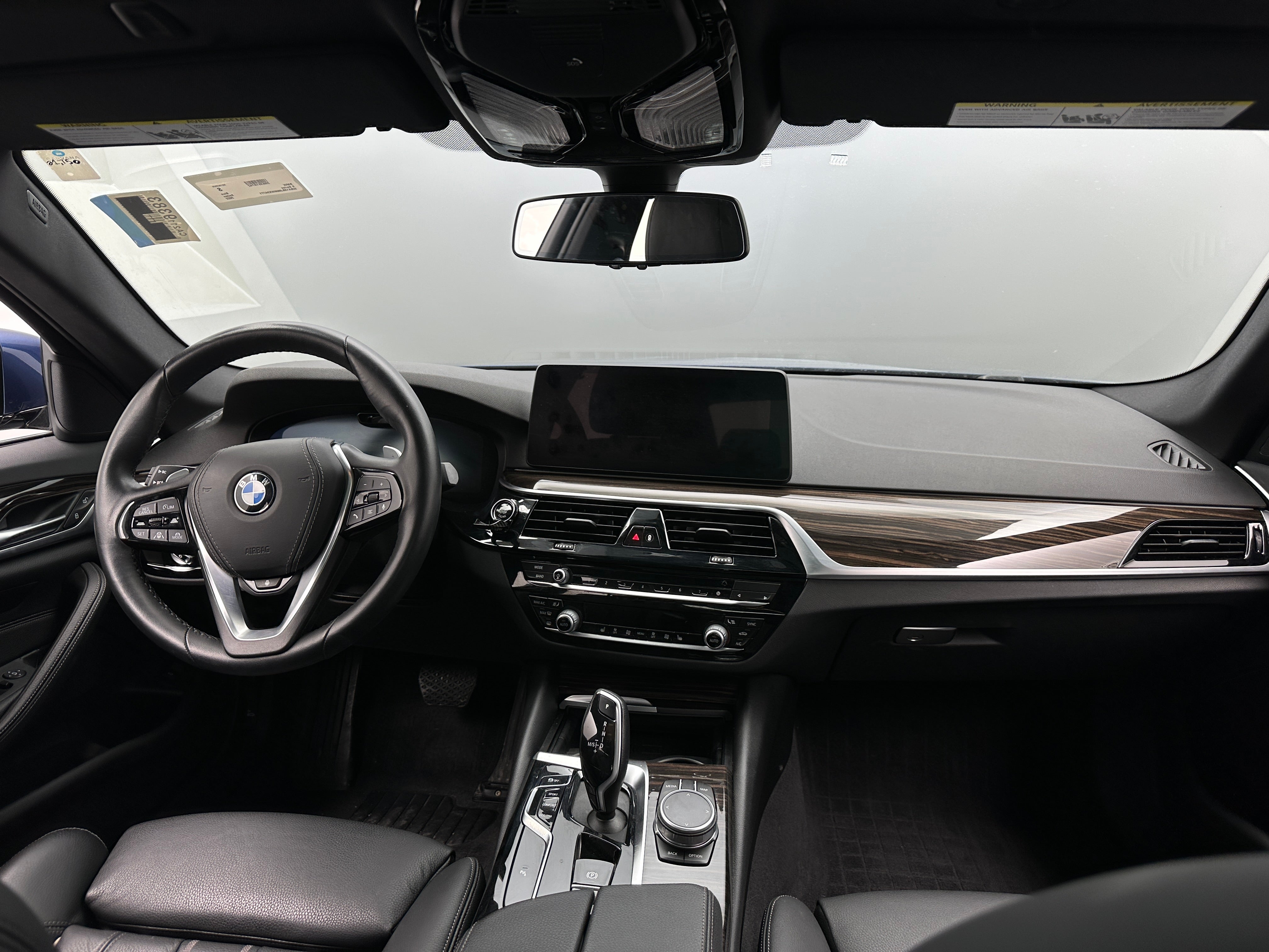 2022 BMW 5 Series 530i xDrive 3