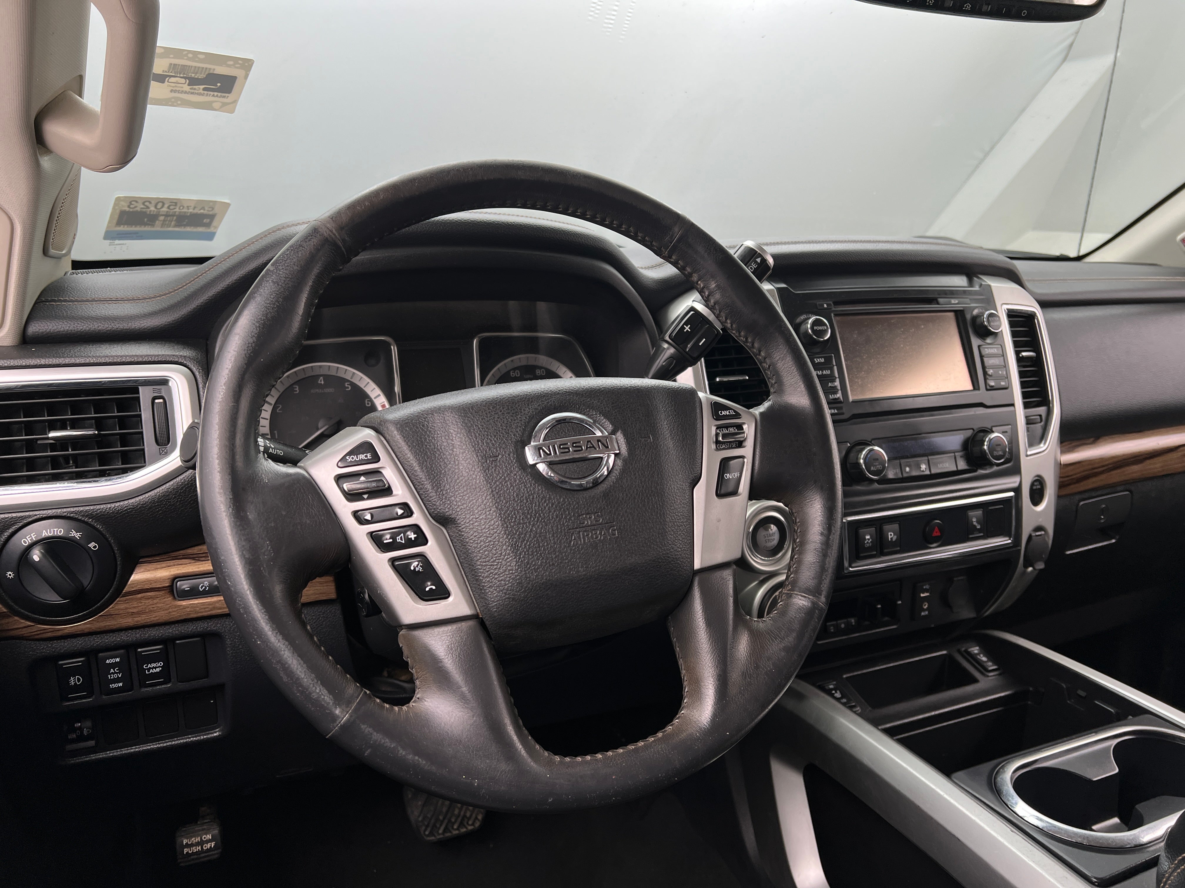 2017 Nissan Titan SL 4