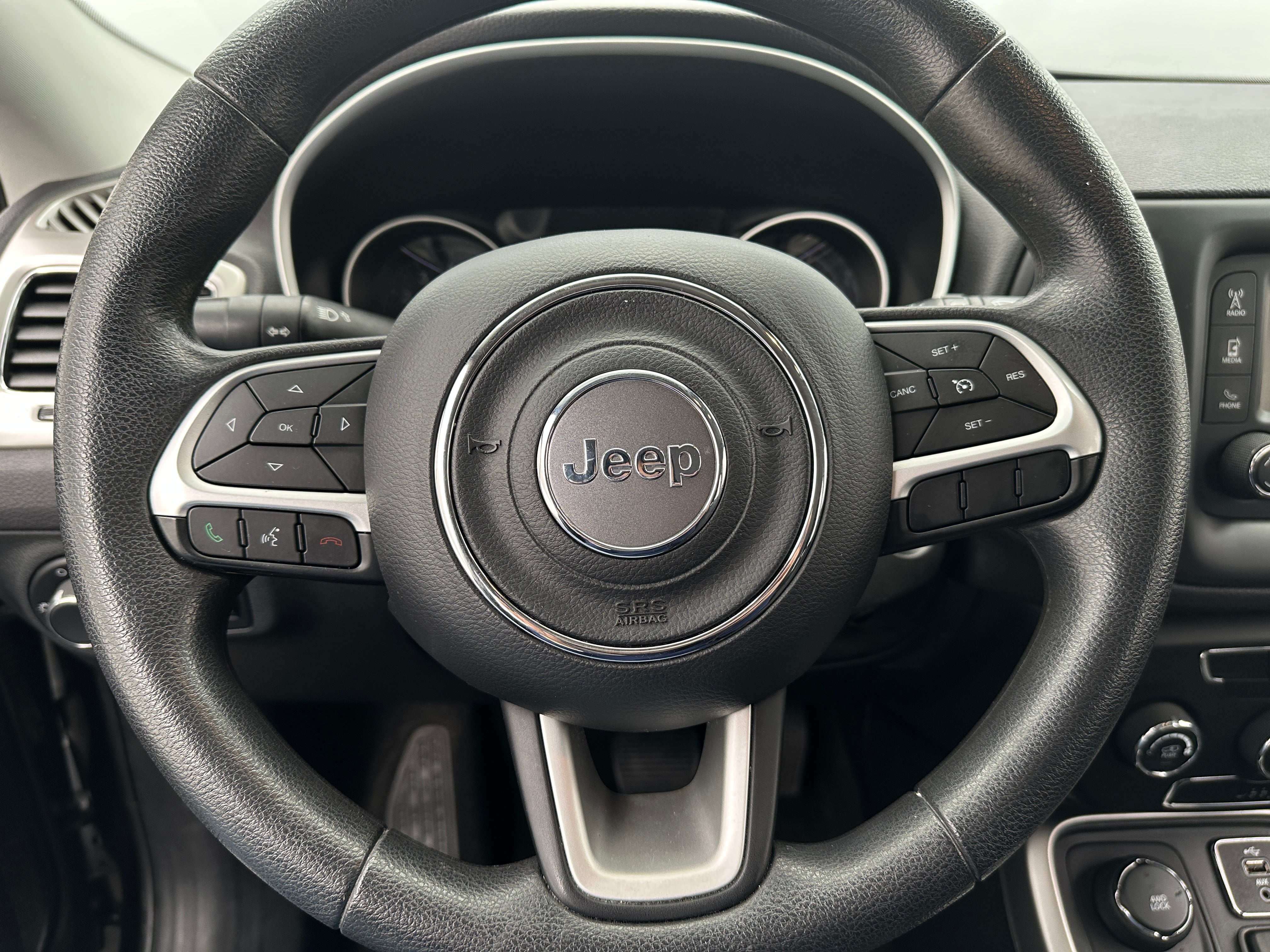 2018 Jeep Compass Sport 5