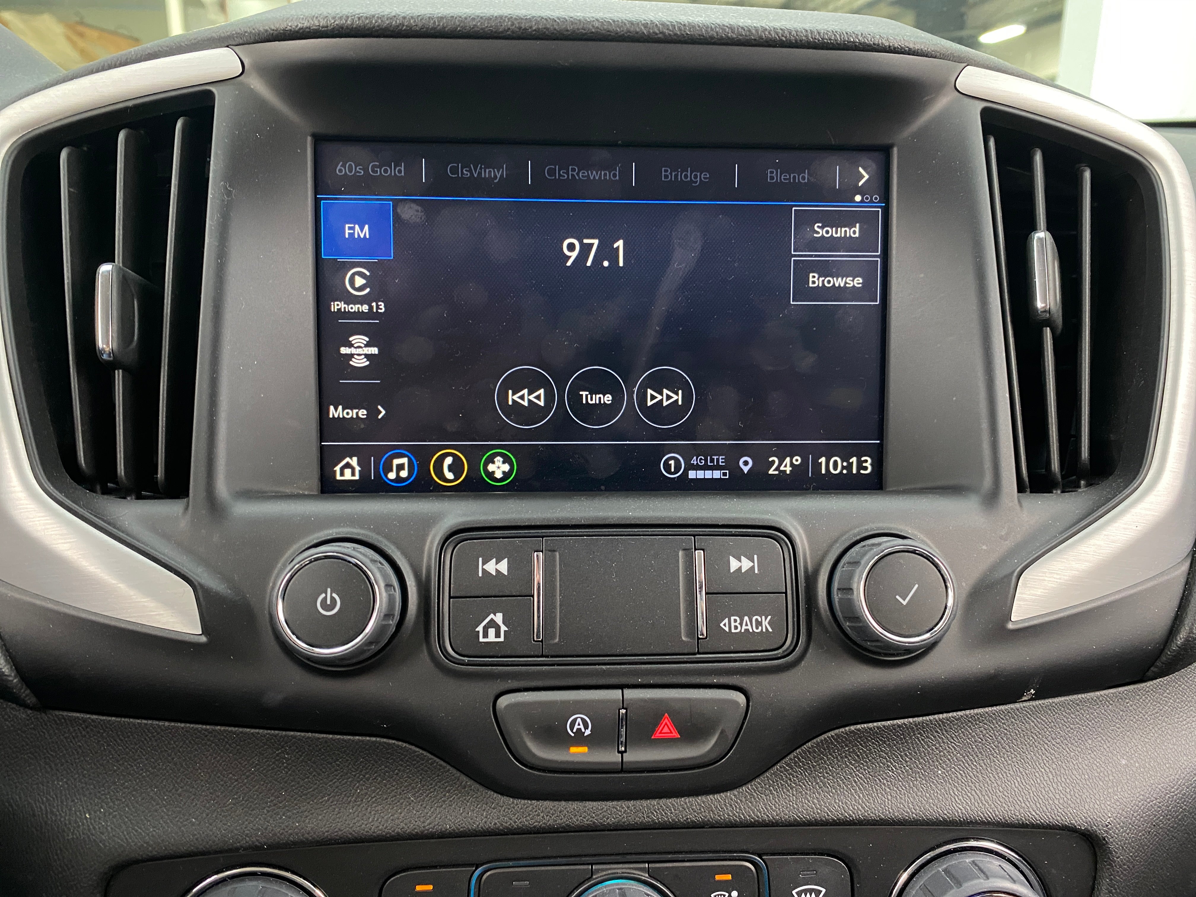 2024 GMC Terrain SLT 3