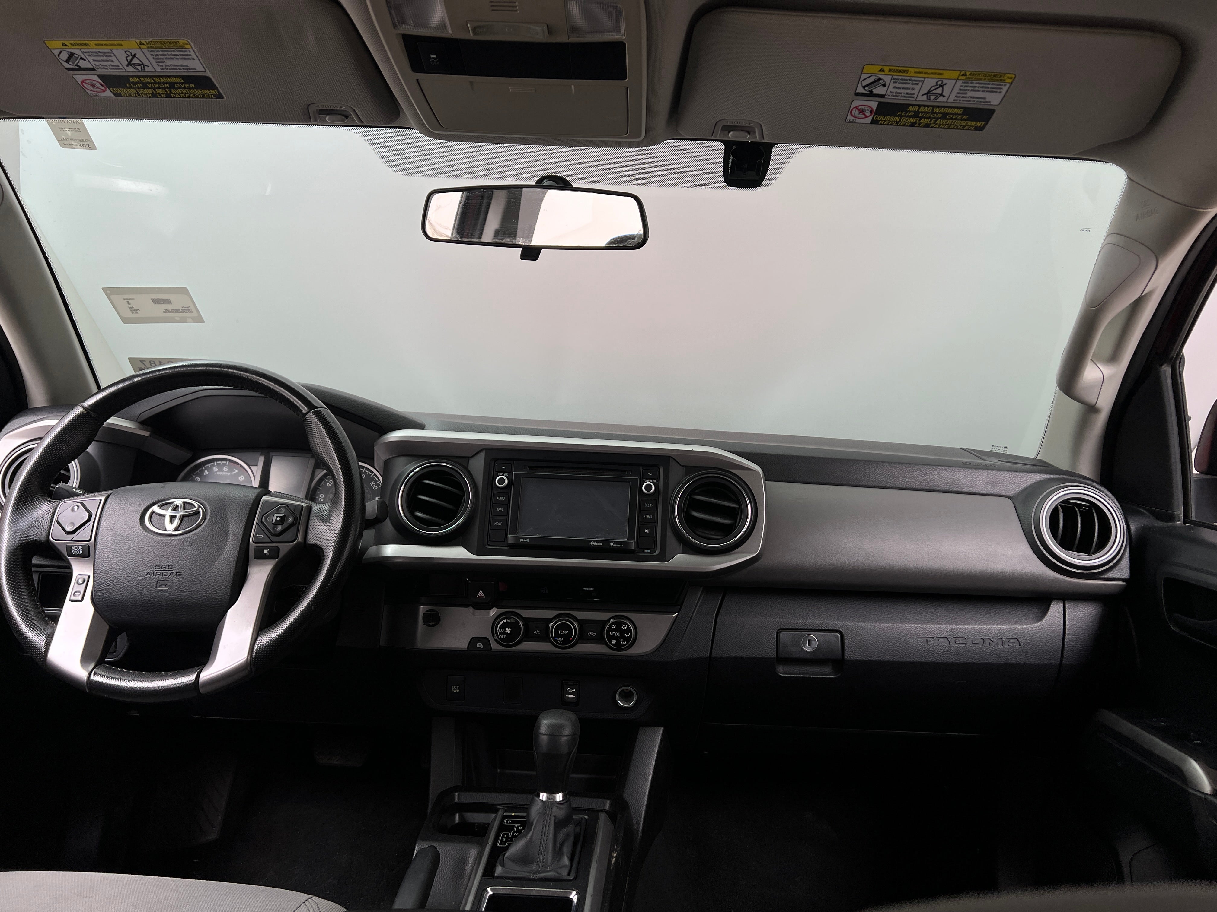 2016 Toyota Tacoma SR5 3