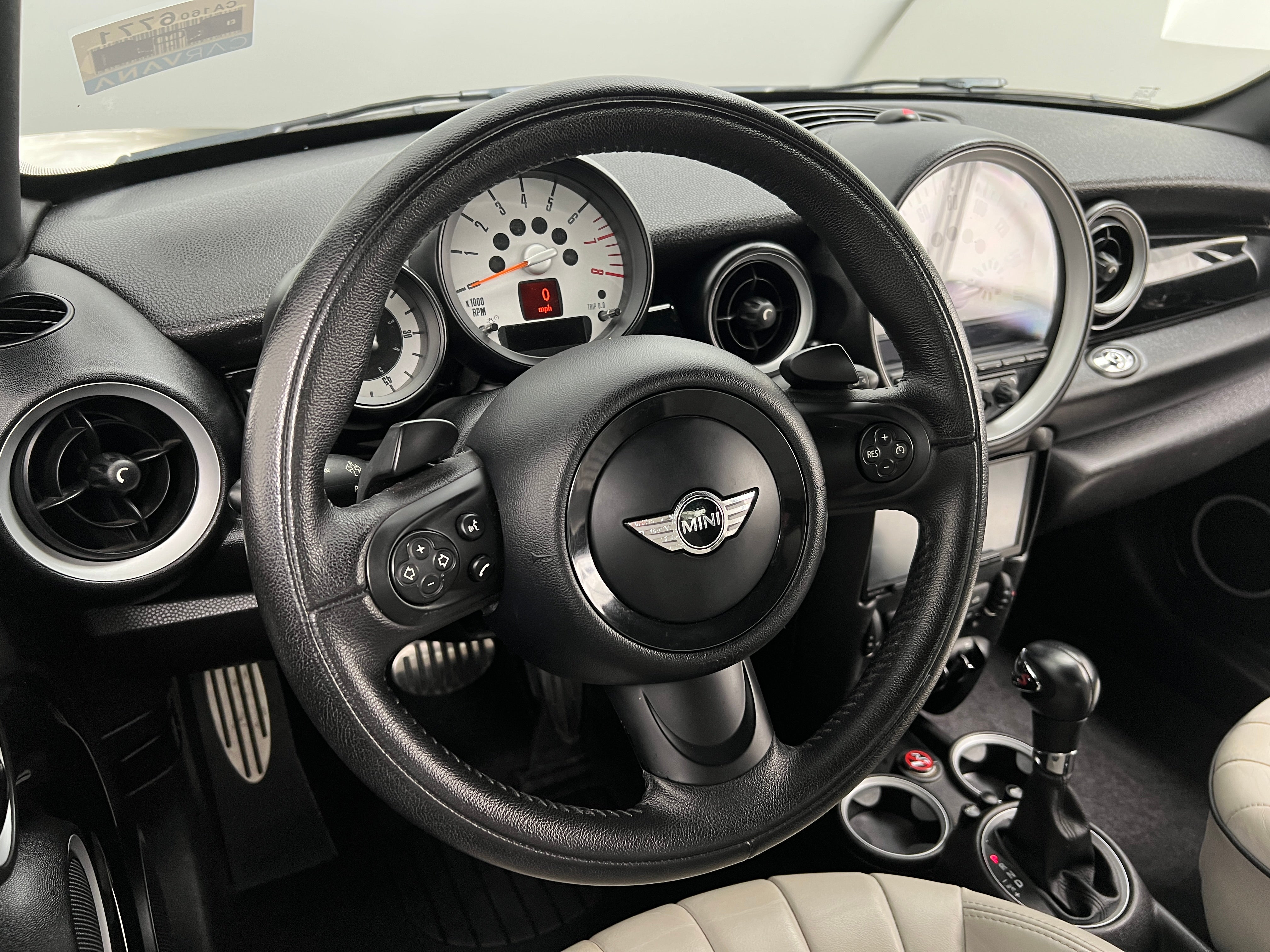 2012 MINI Cooper Roadster S 4