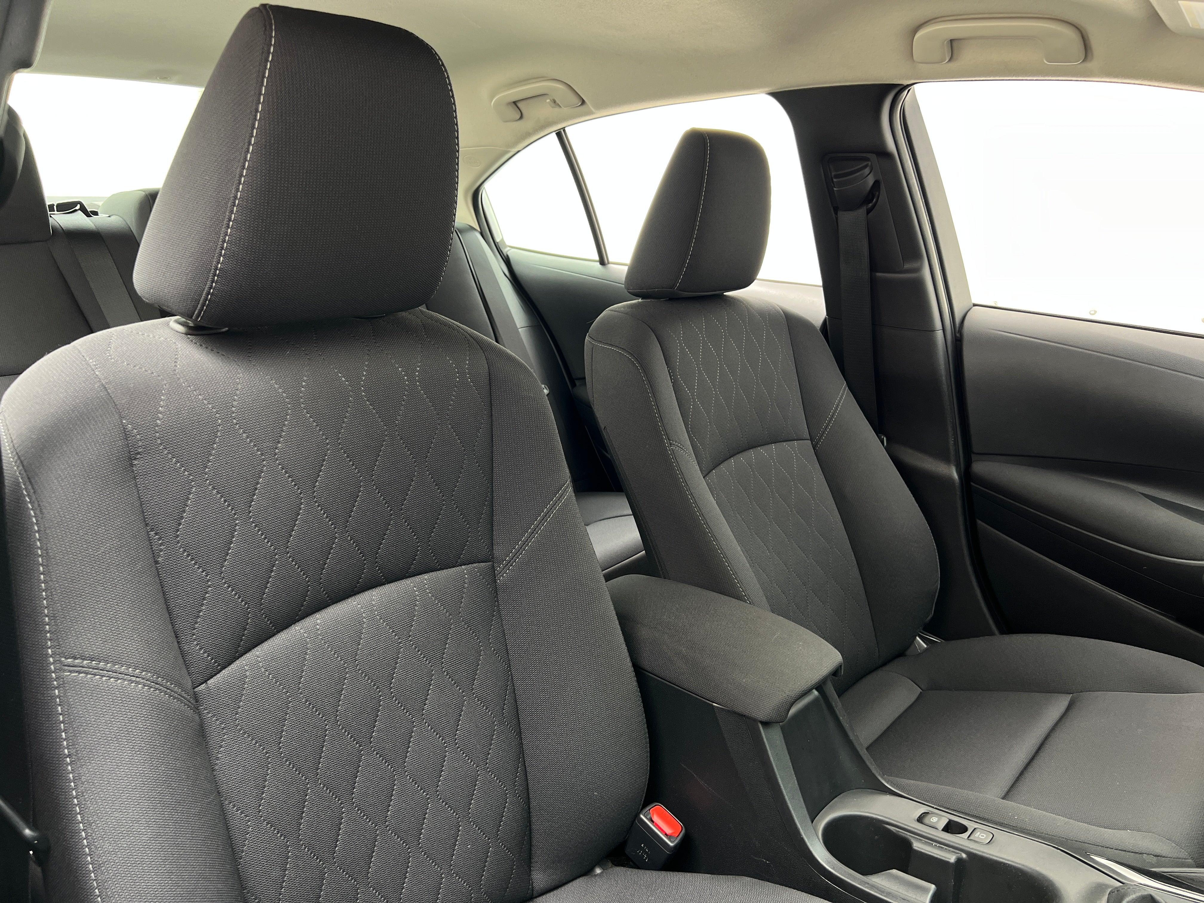 2024 Toyota Corolla LE 2