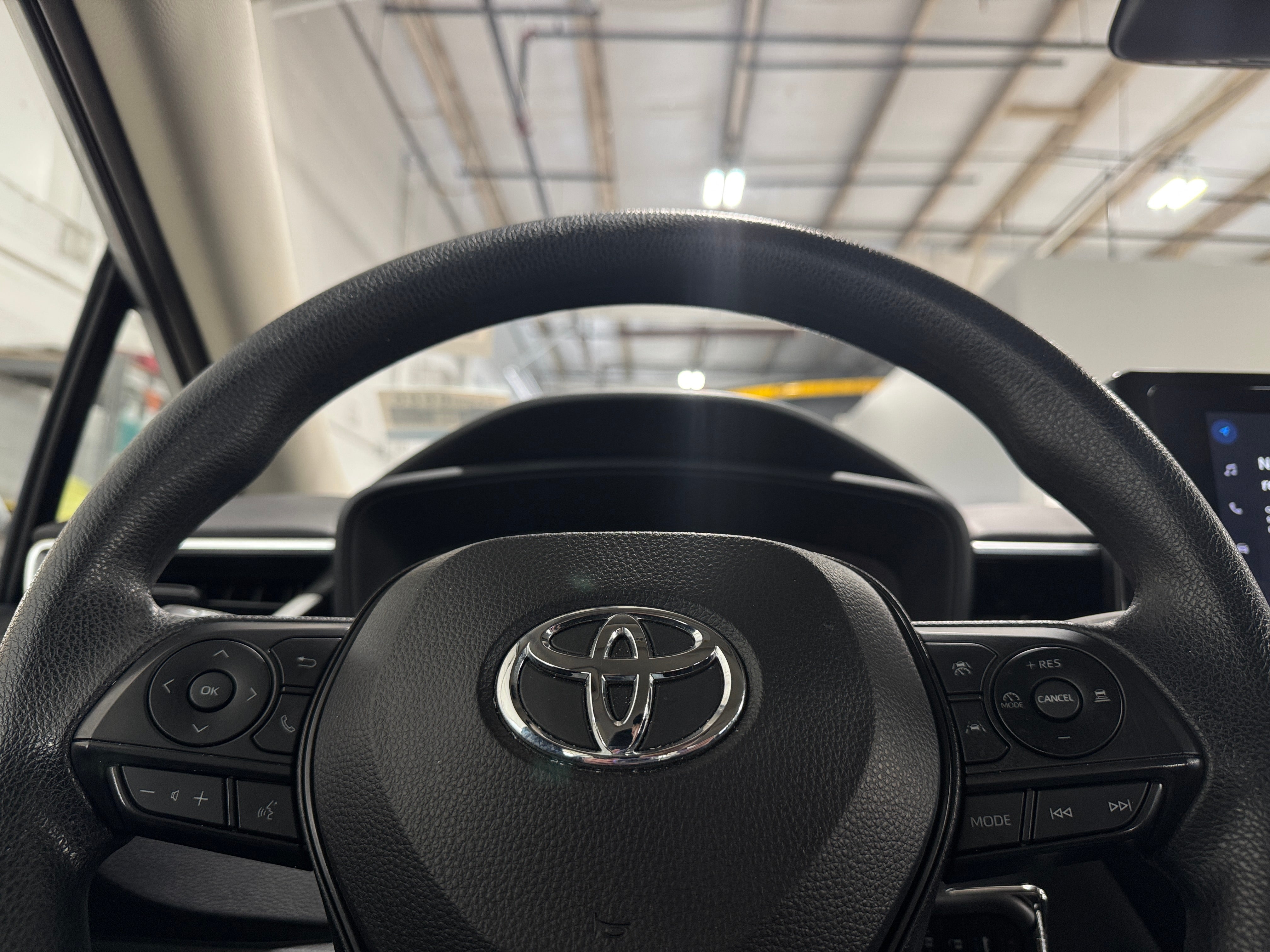 2023 Toyota Corolla LE 5