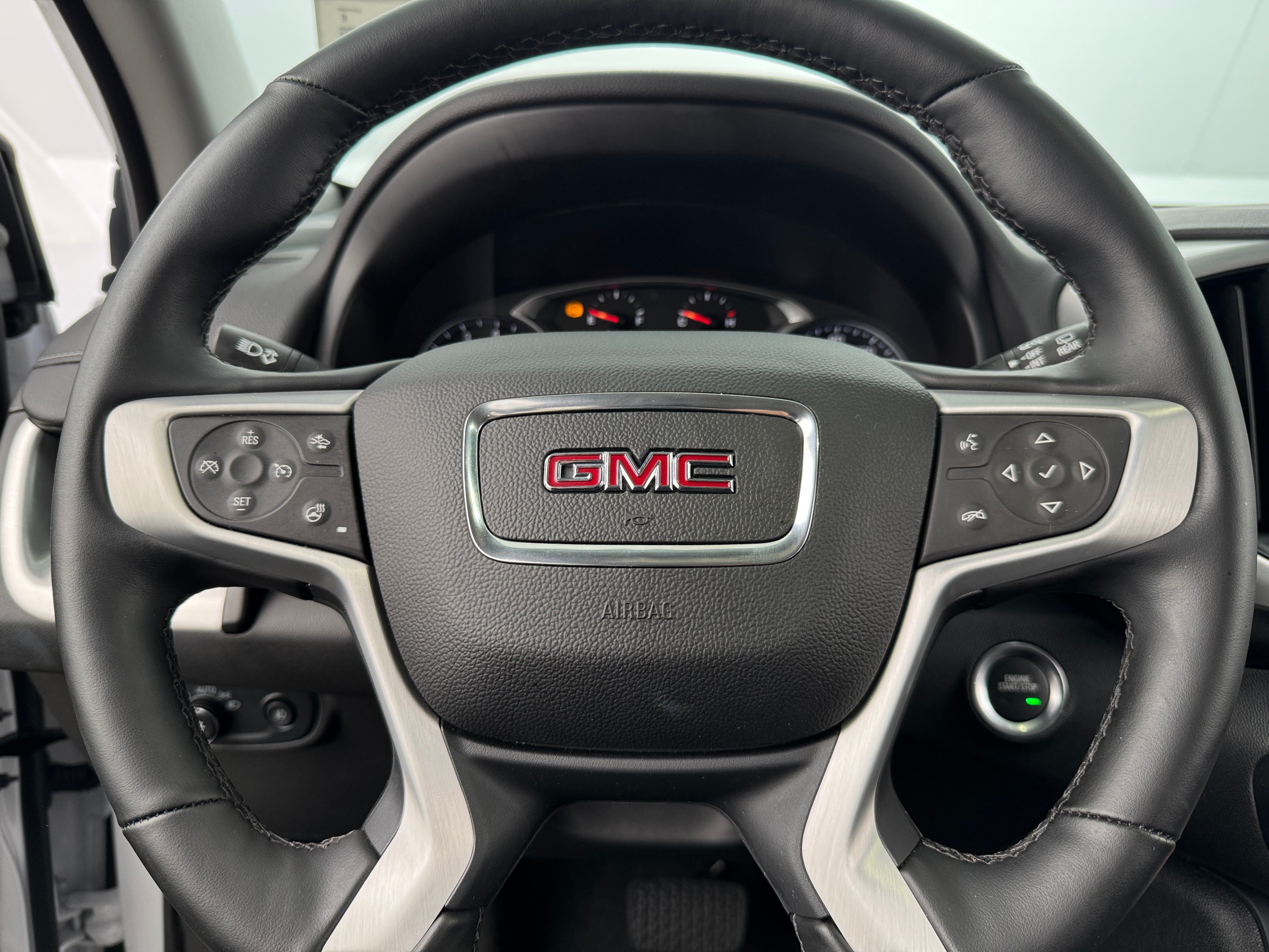 2024 GMC Terrain SLT 4