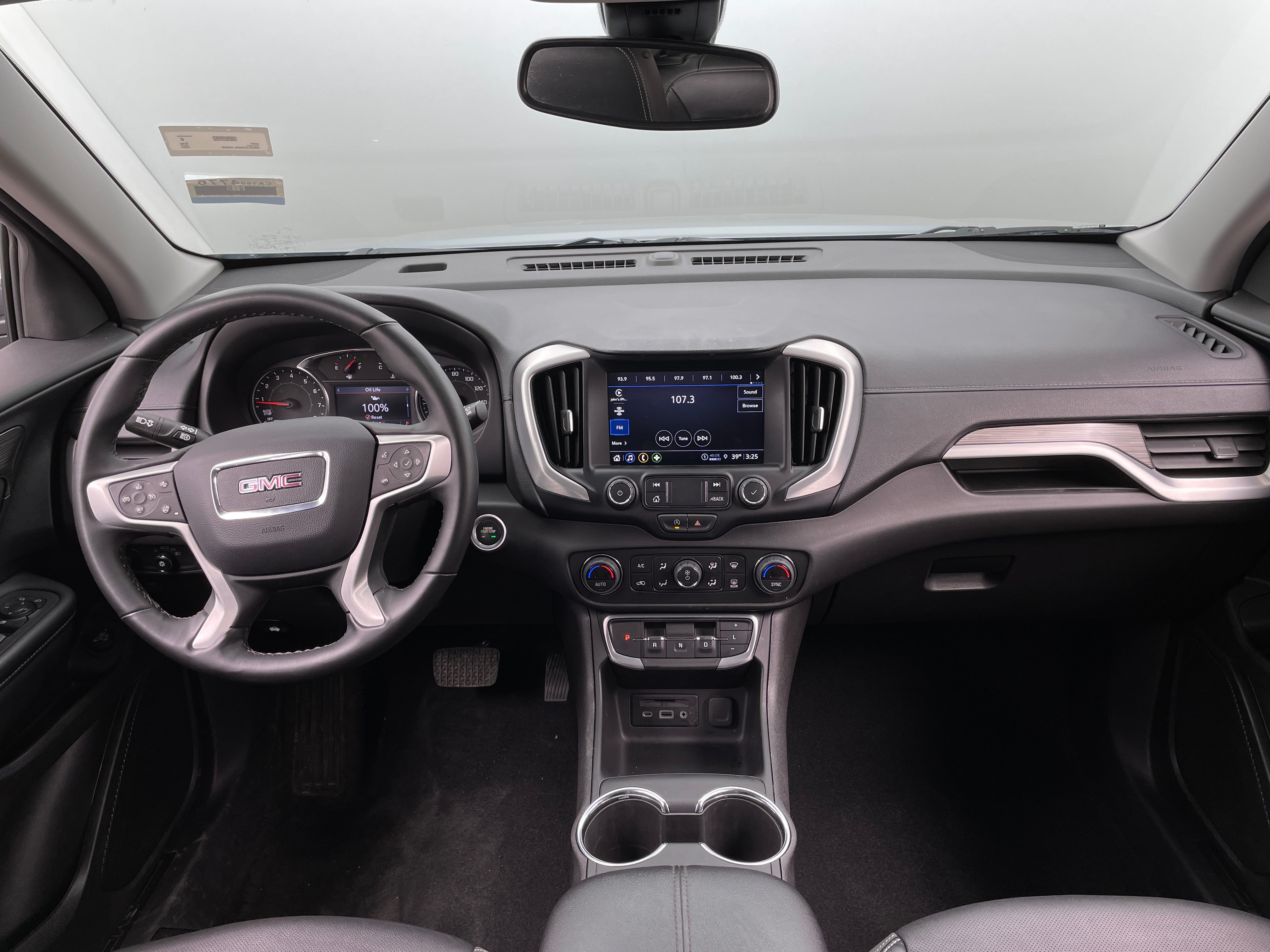 2024 GMC Terrain SLT 2