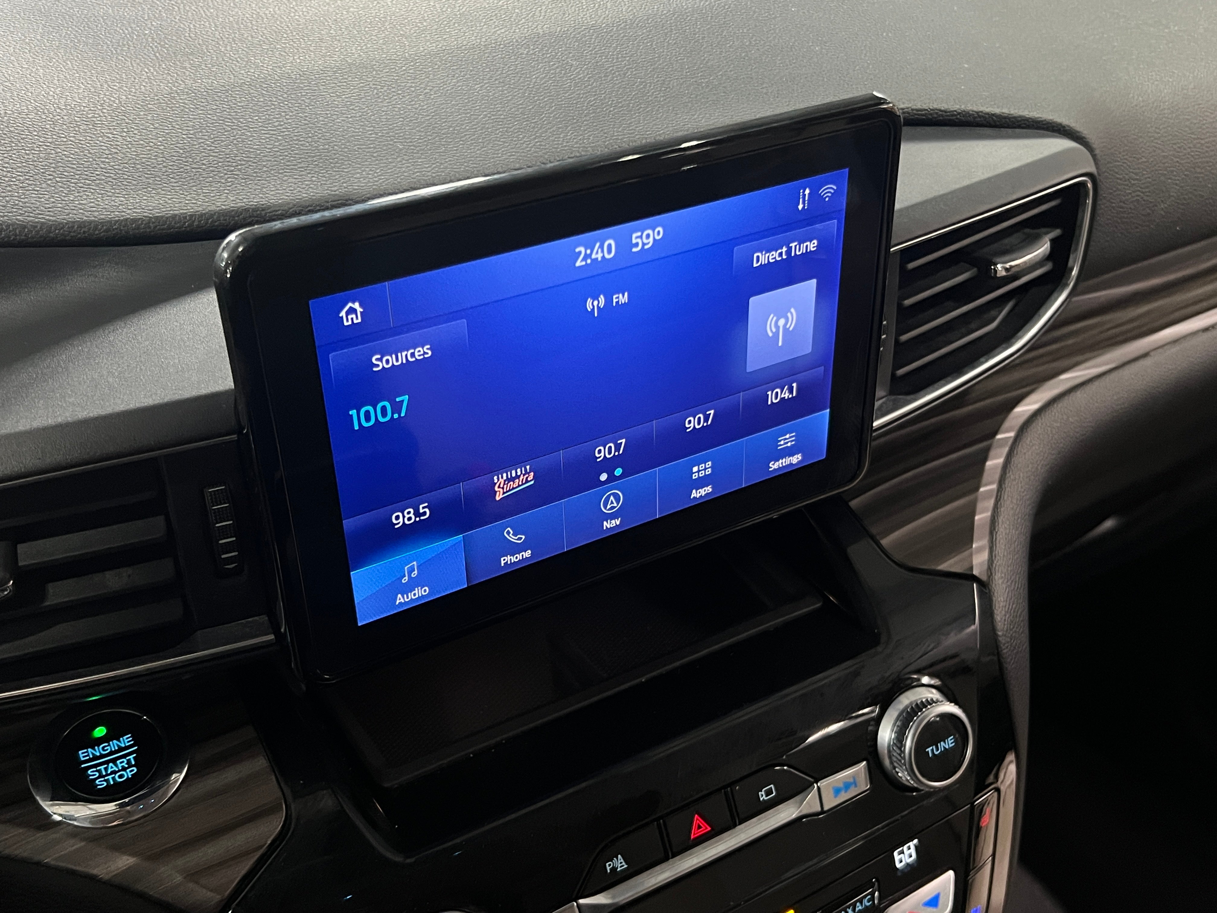 2021 Ford Explorer Limited 3