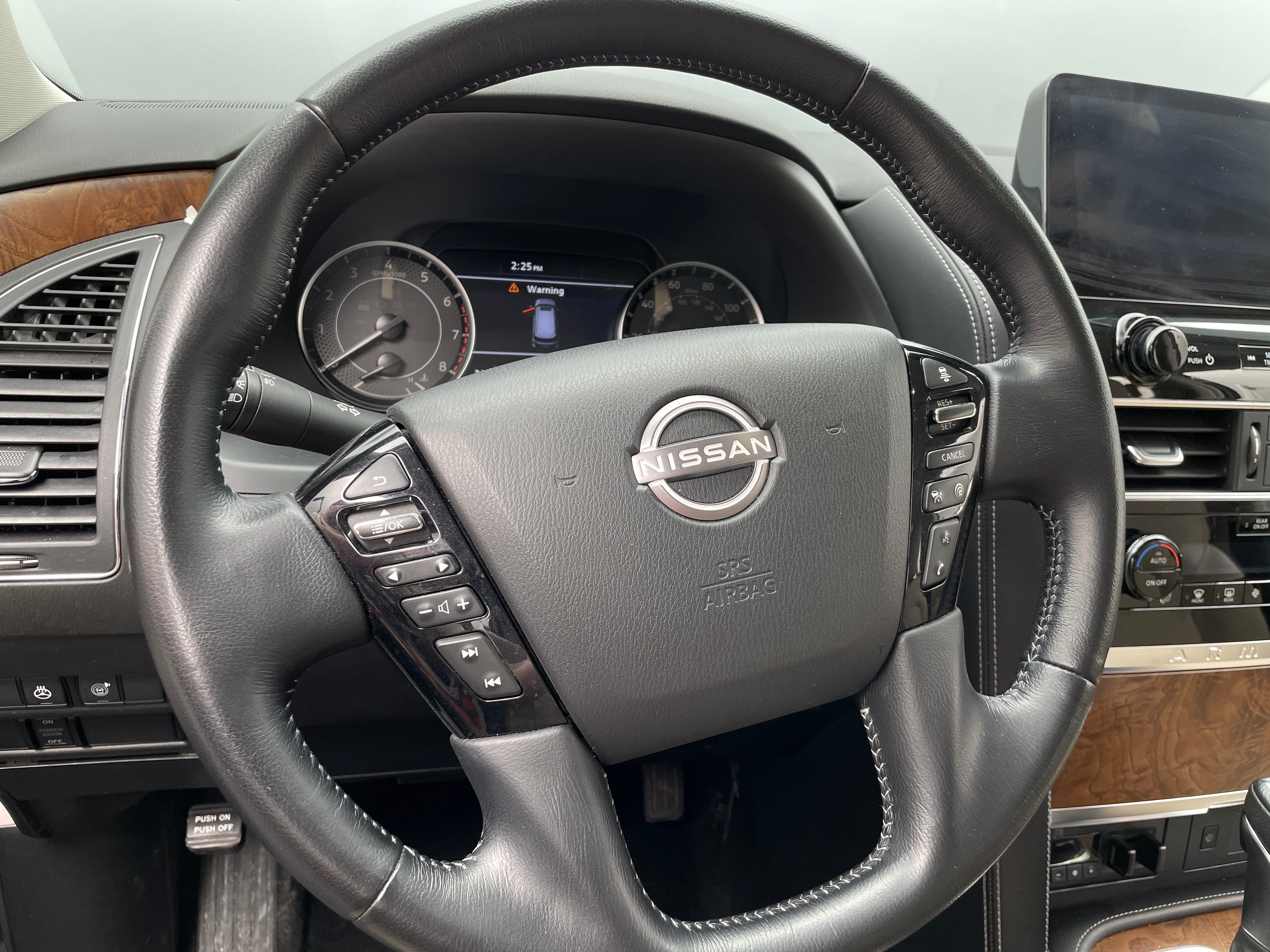 2024 Nissan Armada SL 4