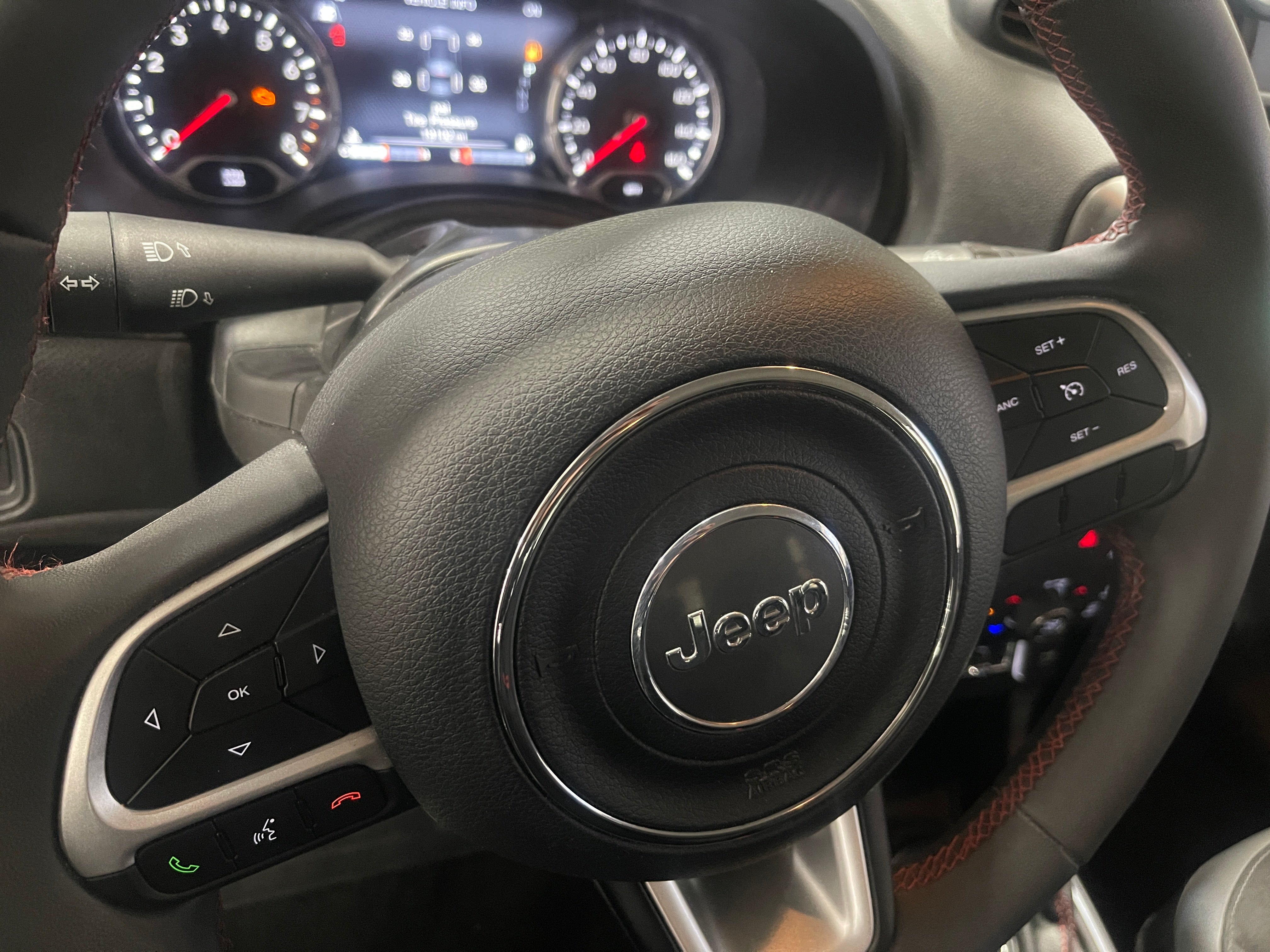 2023 Jeep Renegade Trailhawk 5