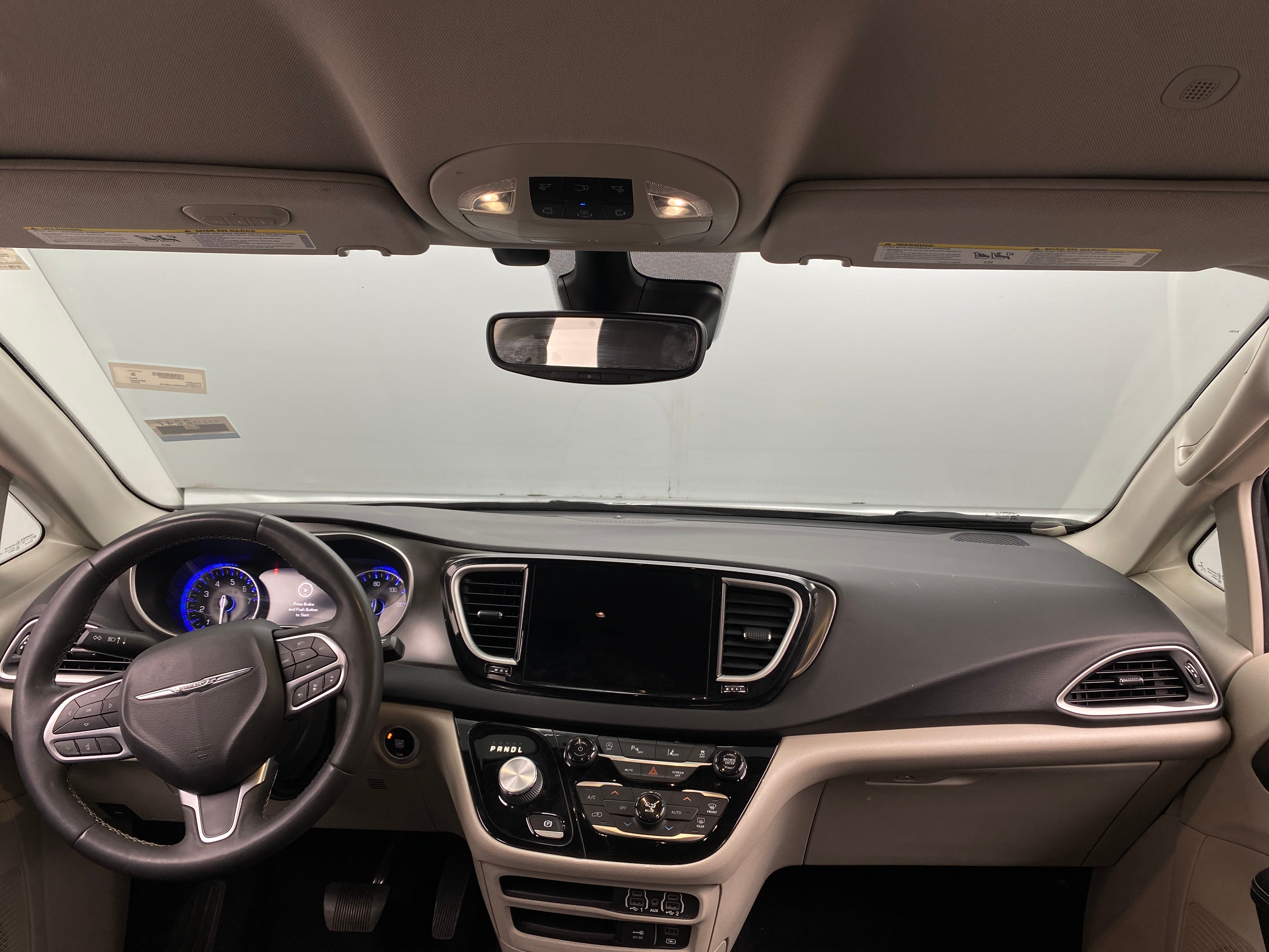 2022 Chrysler Pacifica Touring L 3