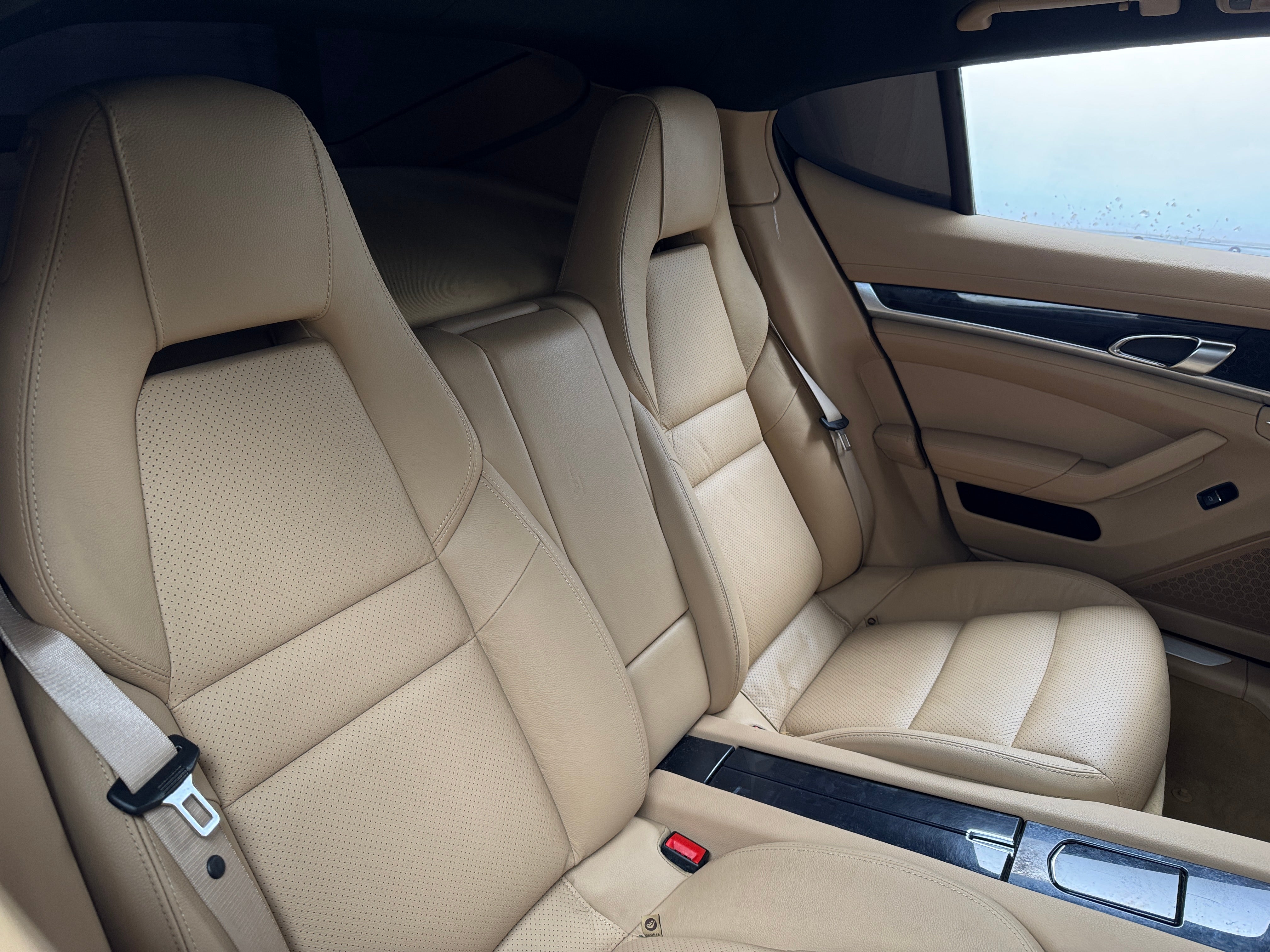 2011 Porsche Panamera 4 5
