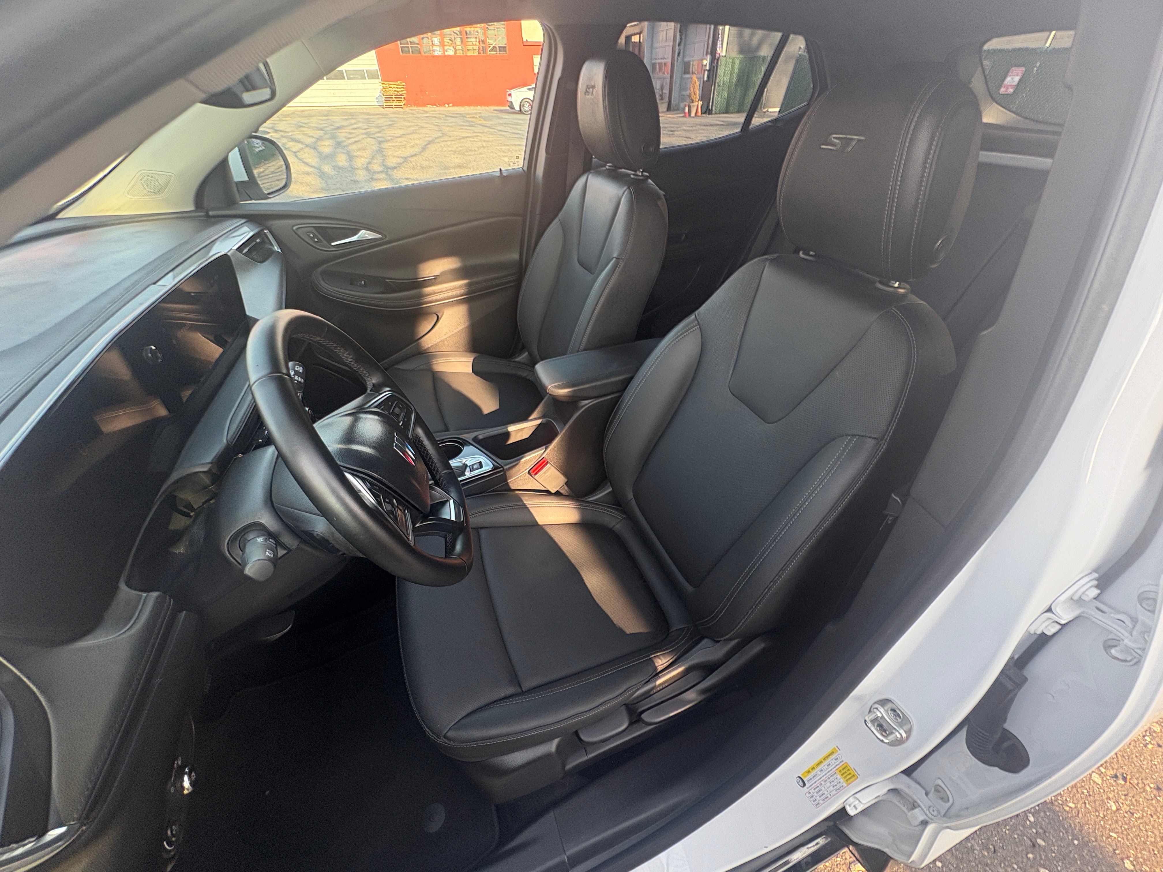 2024 Buick Encore GX Sport Touring 2