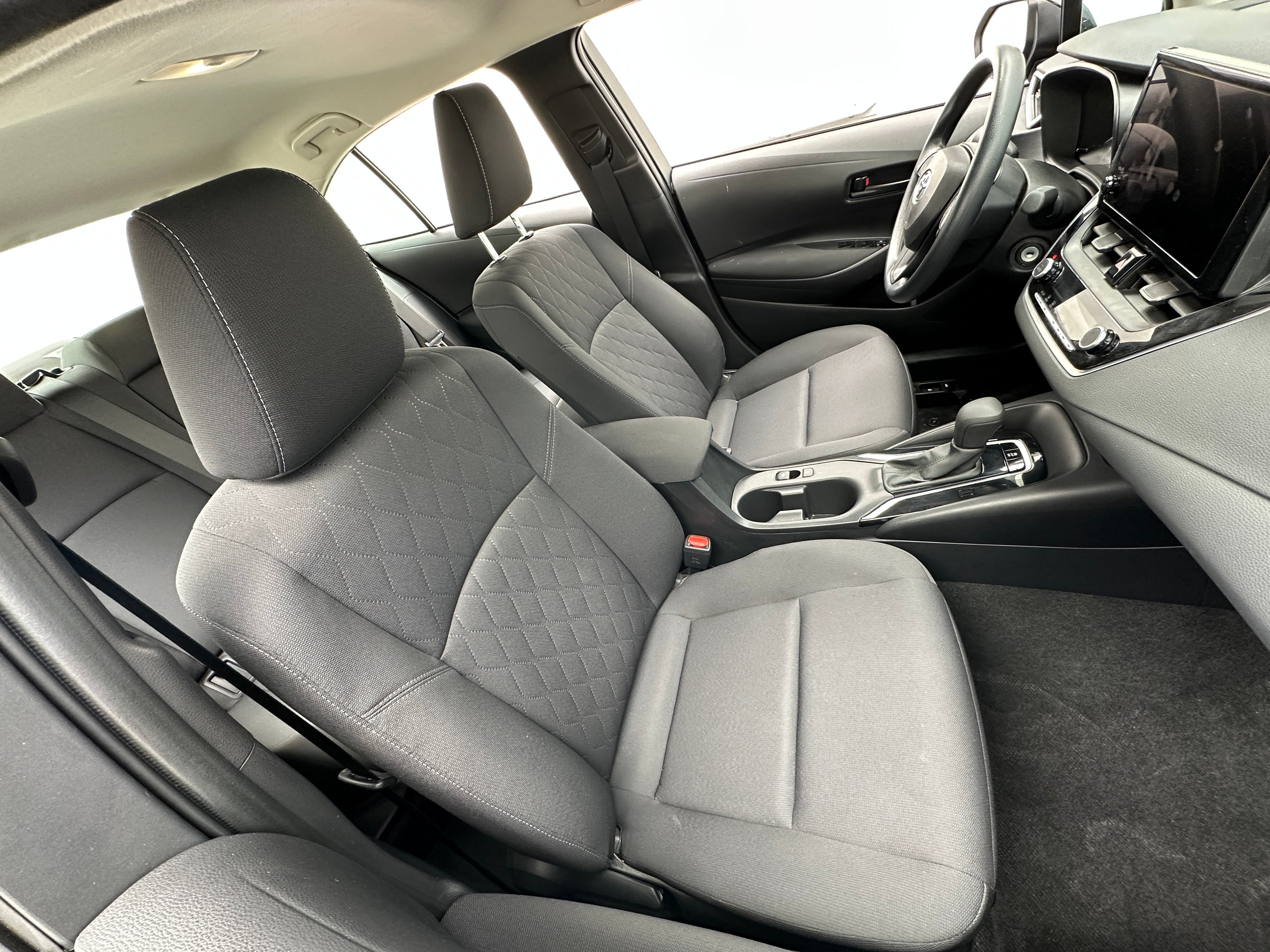 2024 Toyota Corolla LE 2