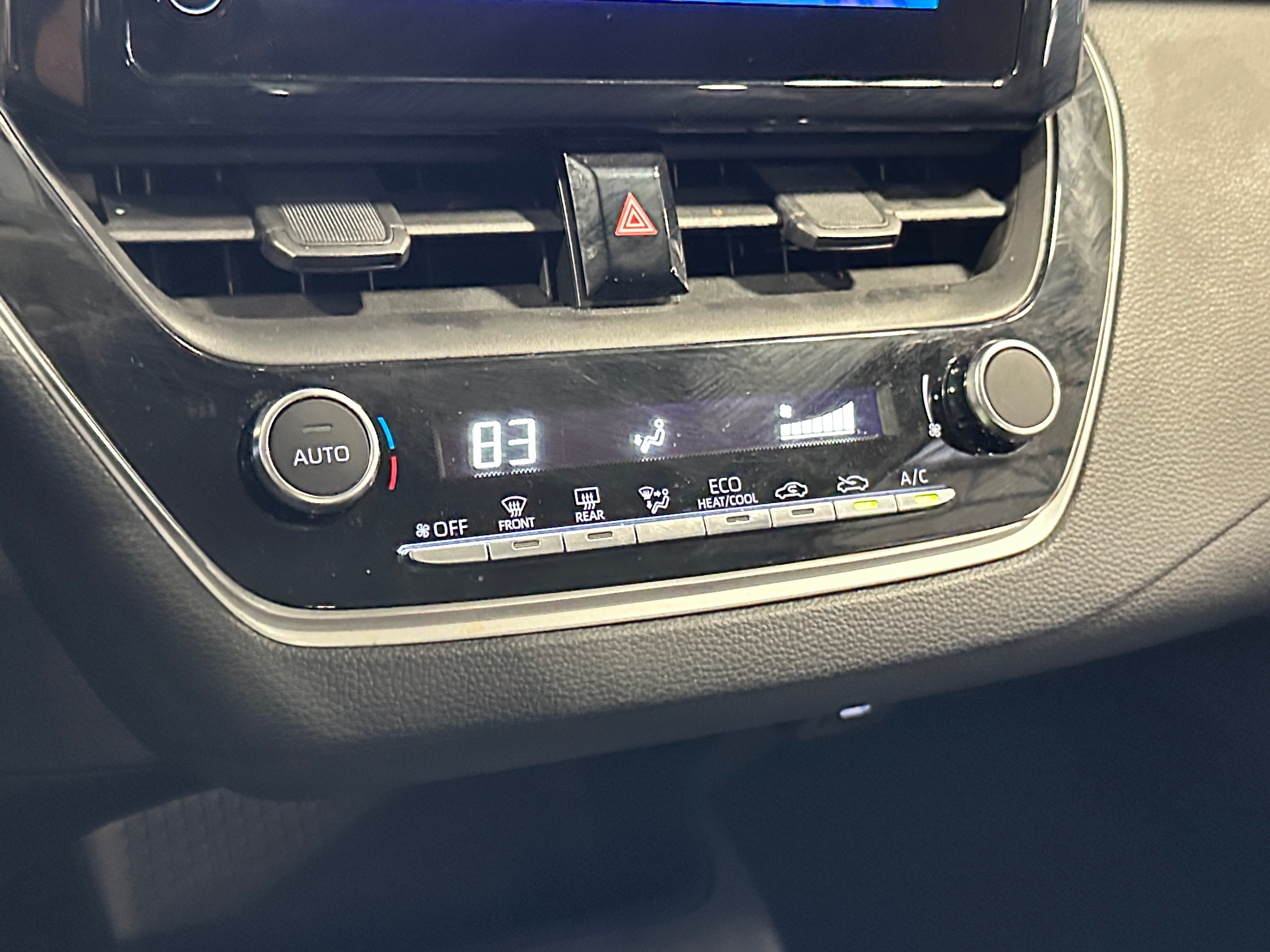 2024 Toyota Corolla LE 4