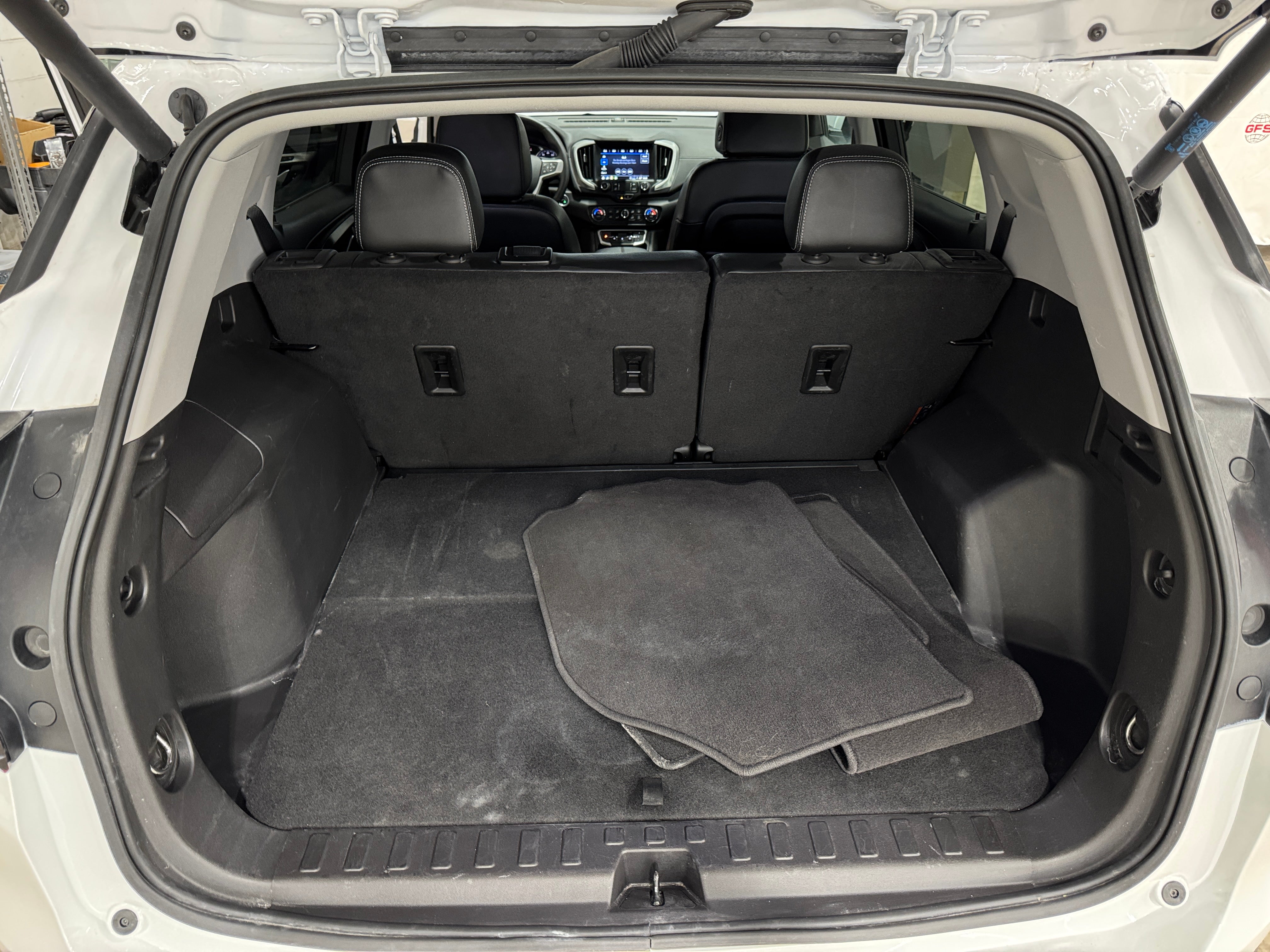 2024 GMC Terrain SLT 6