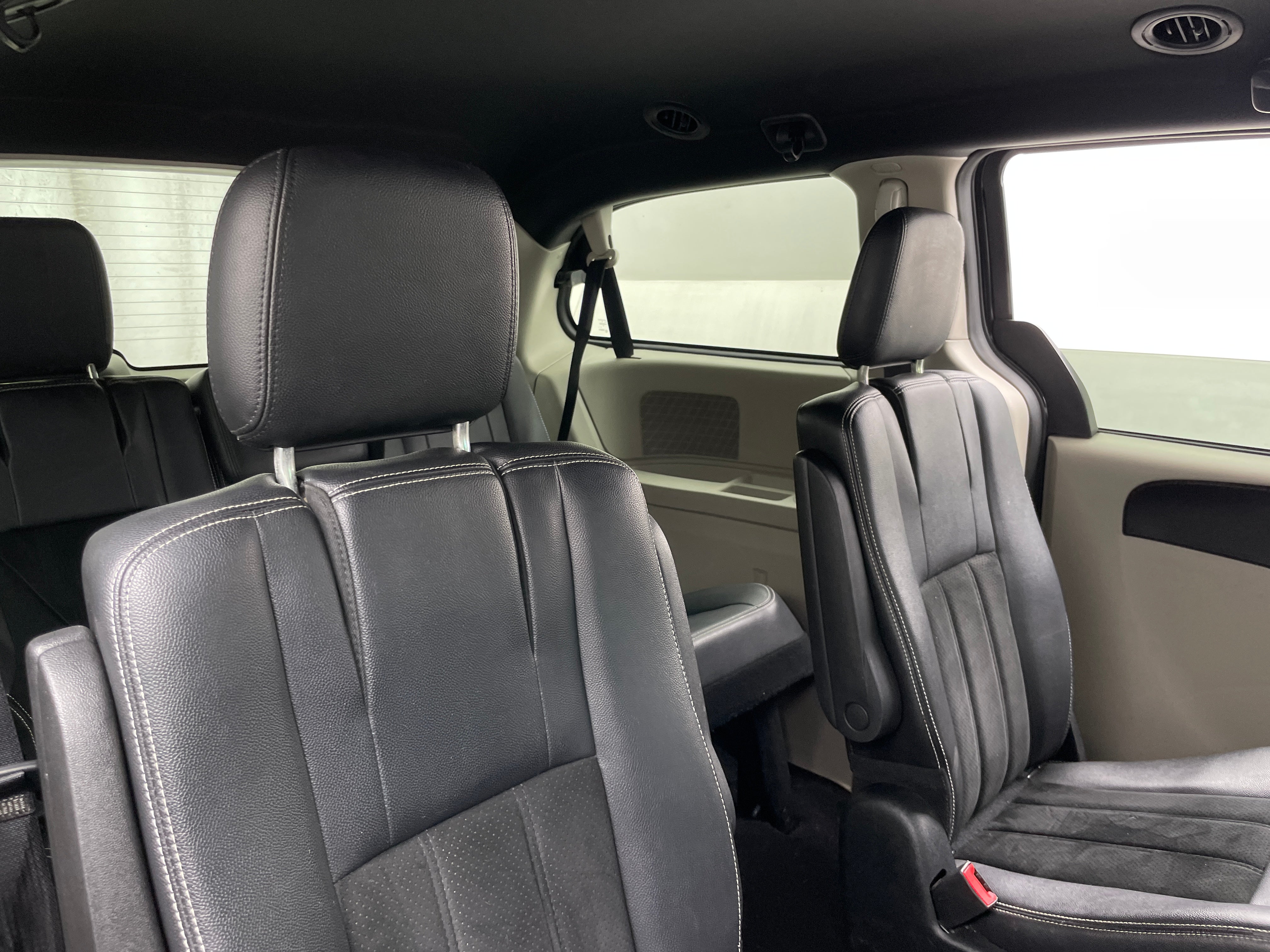 2017 Dodge Grand Caravan SXT 6