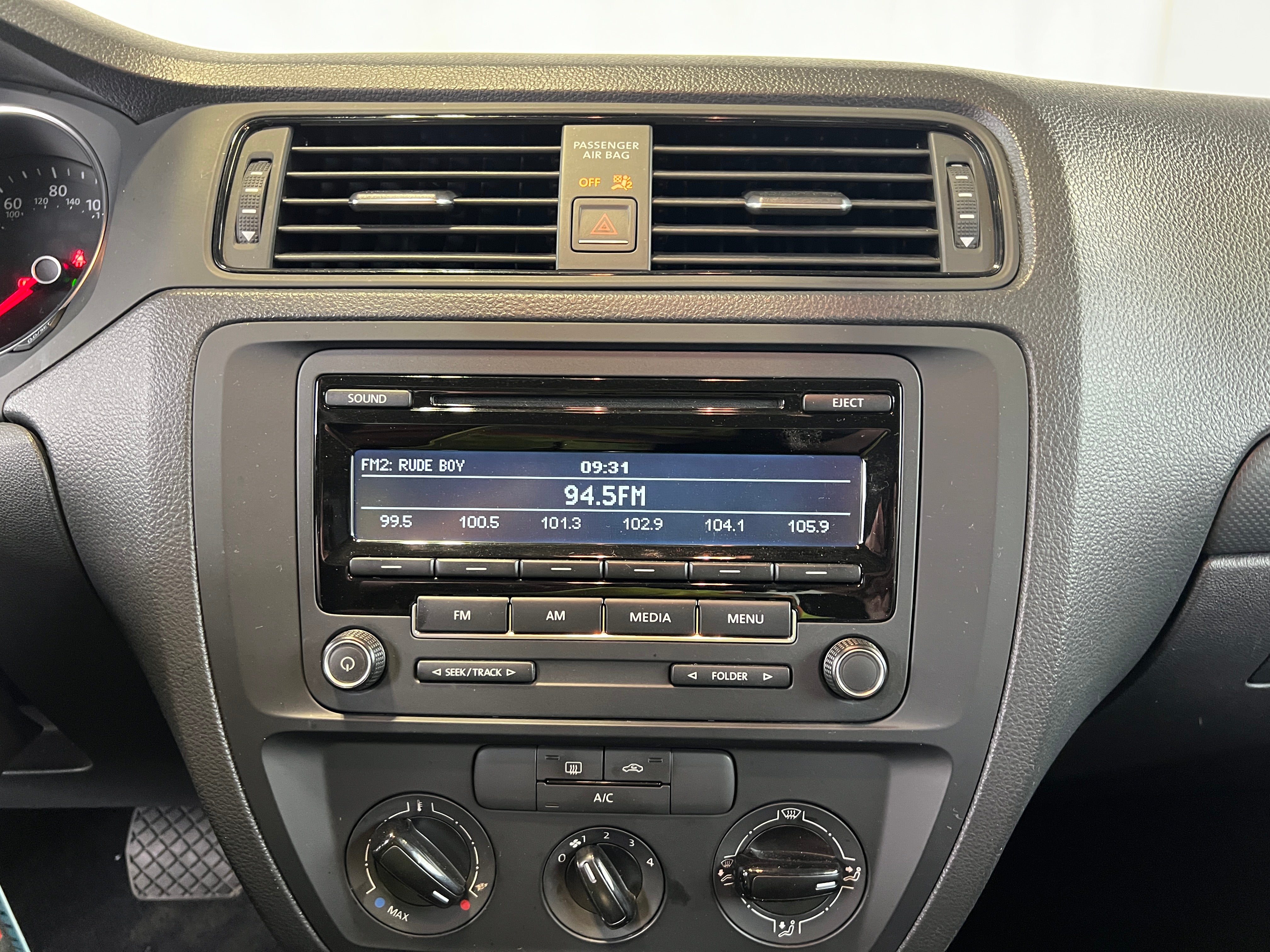 2015 Volkswagen Jetta S 4