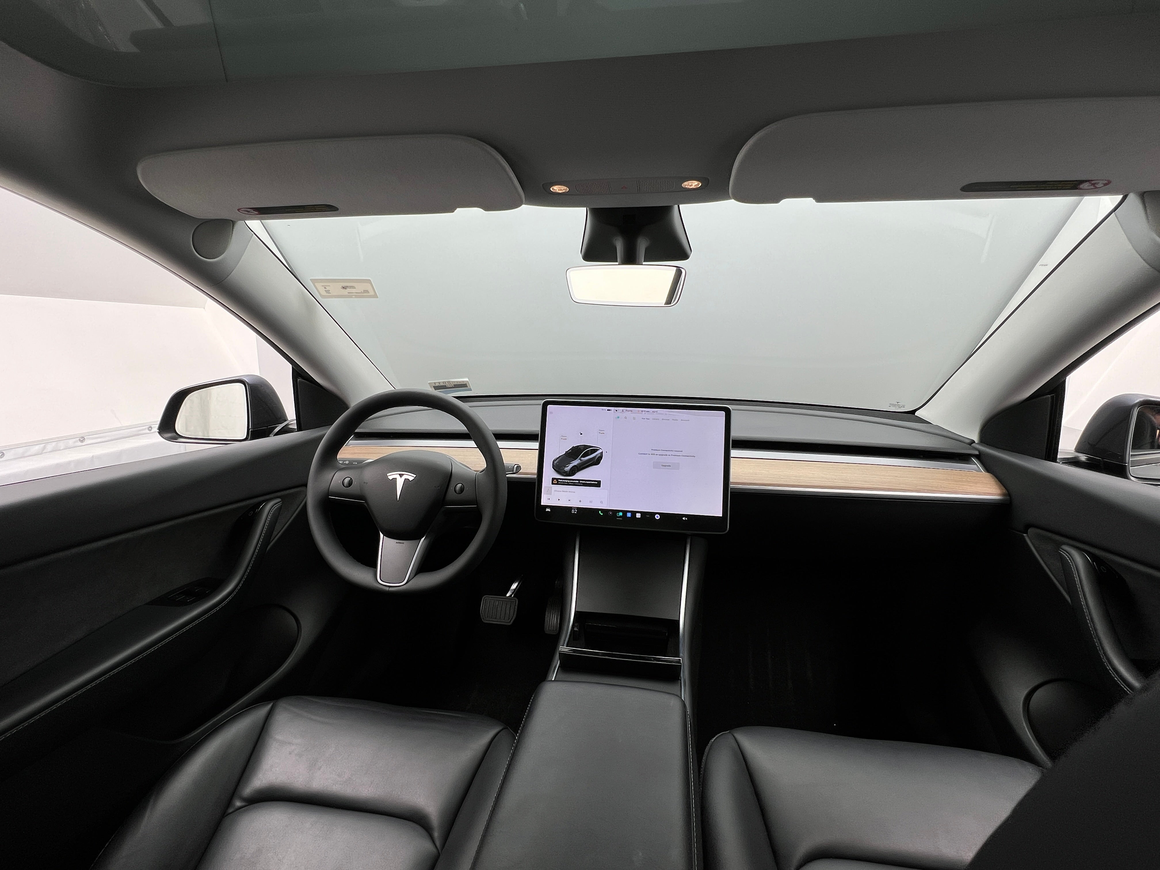 2021 Tesla Model Y Standard Range 2