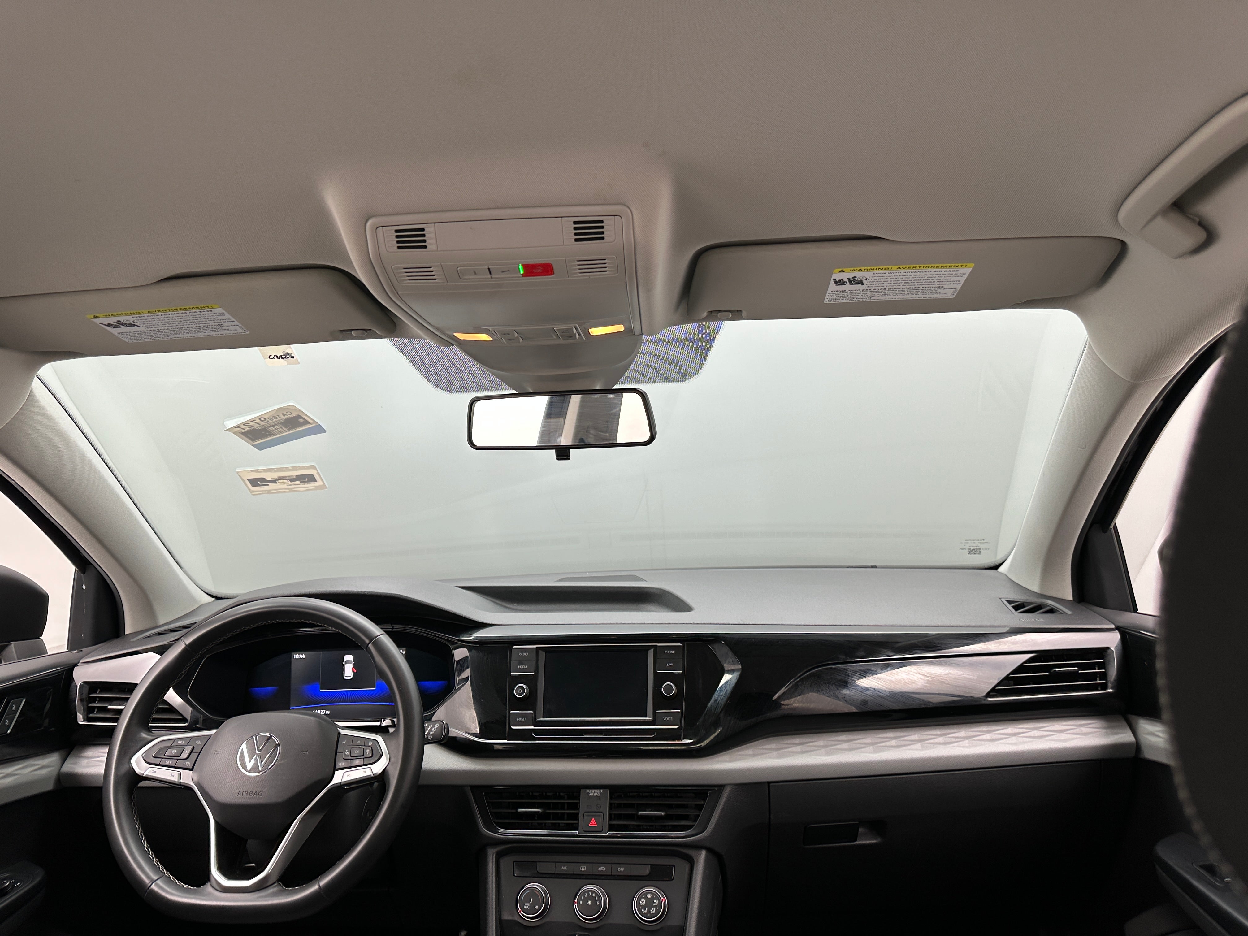 2022 Volkswagen Taos S 3