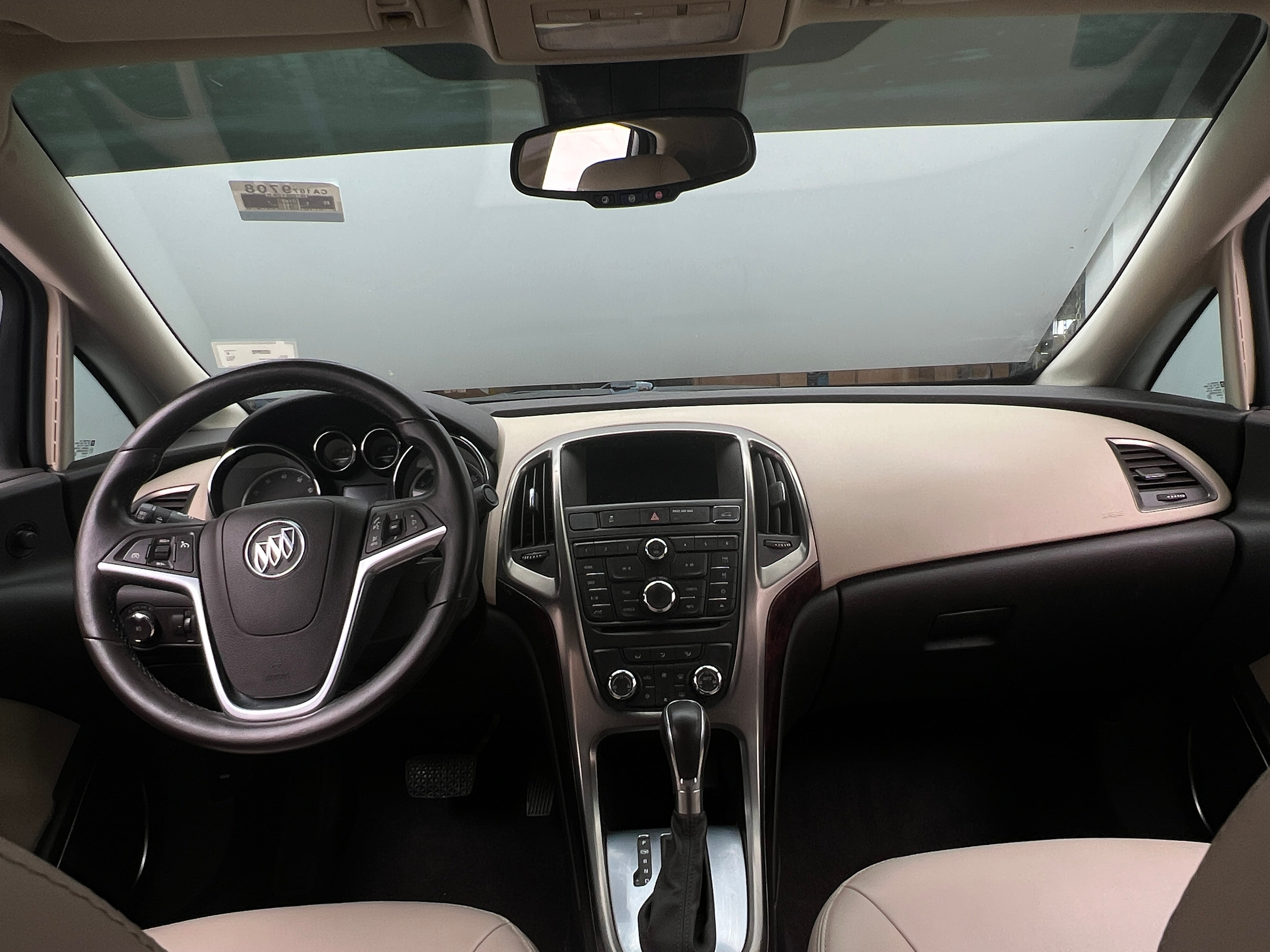 2014 Buick Verano Base 3