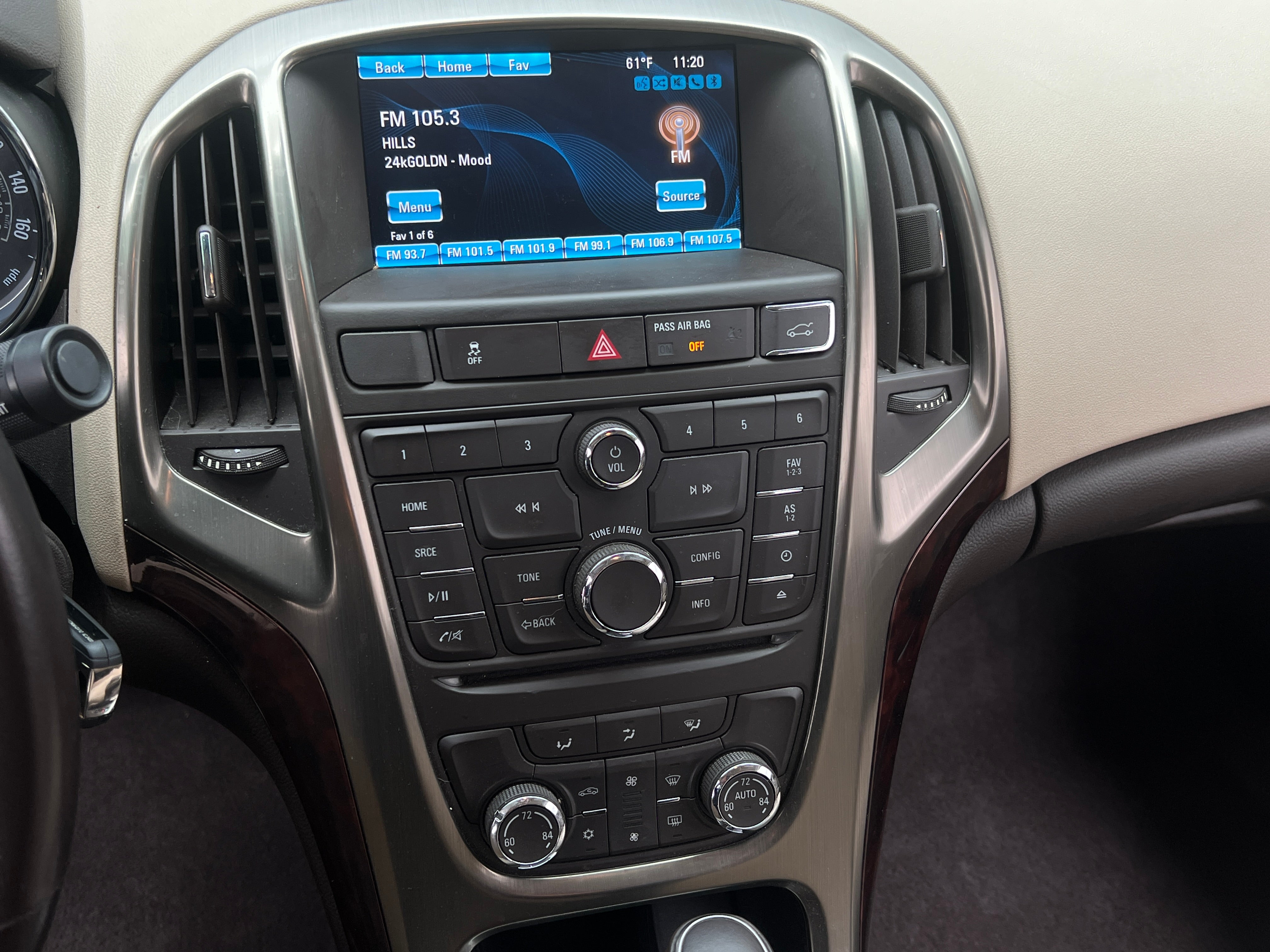 2014 Buick Verano Base 4