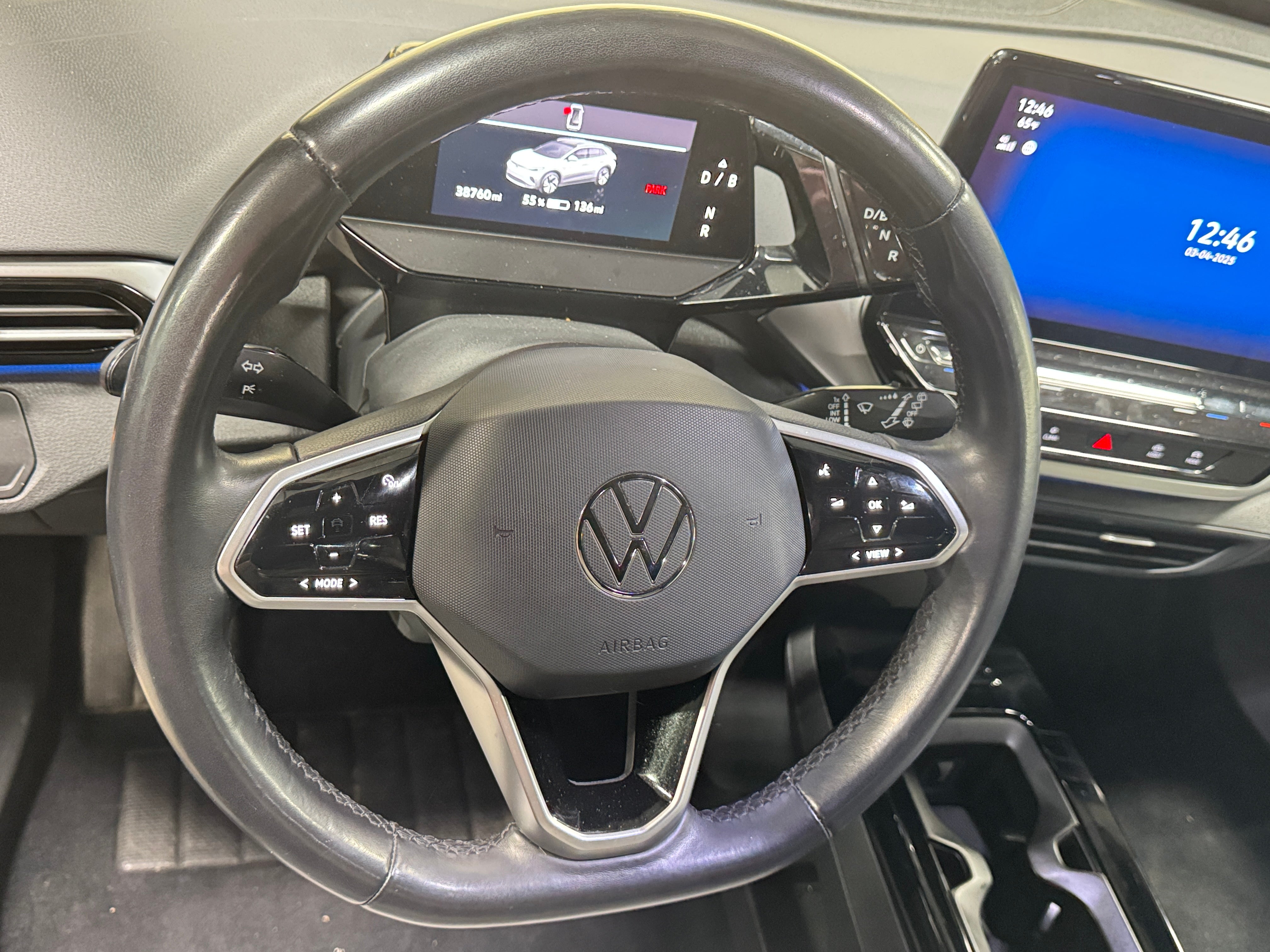 2021 Volkswagen ID.4 Pro S 4