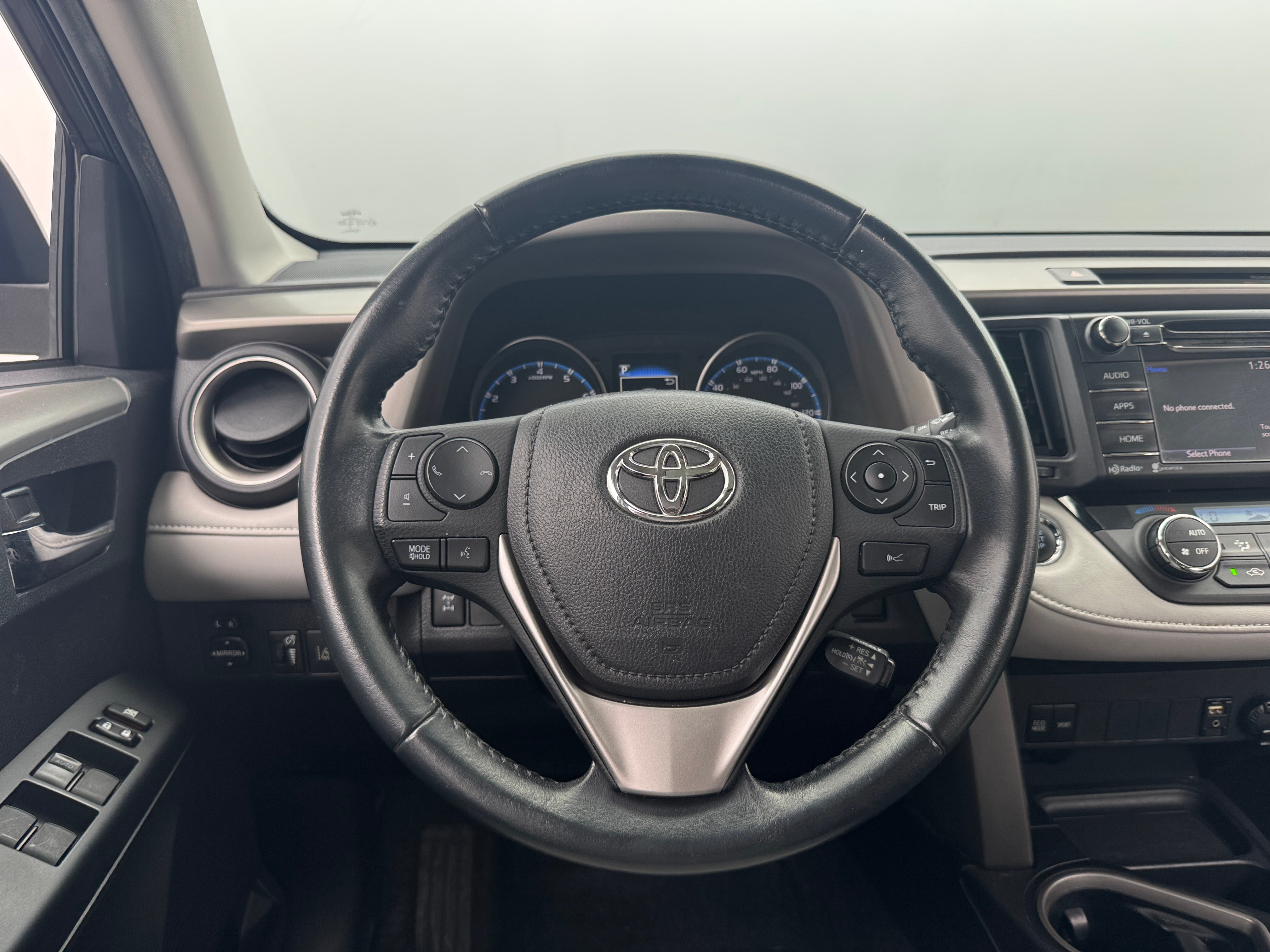 2018 Toyota RAV4 XLE 5