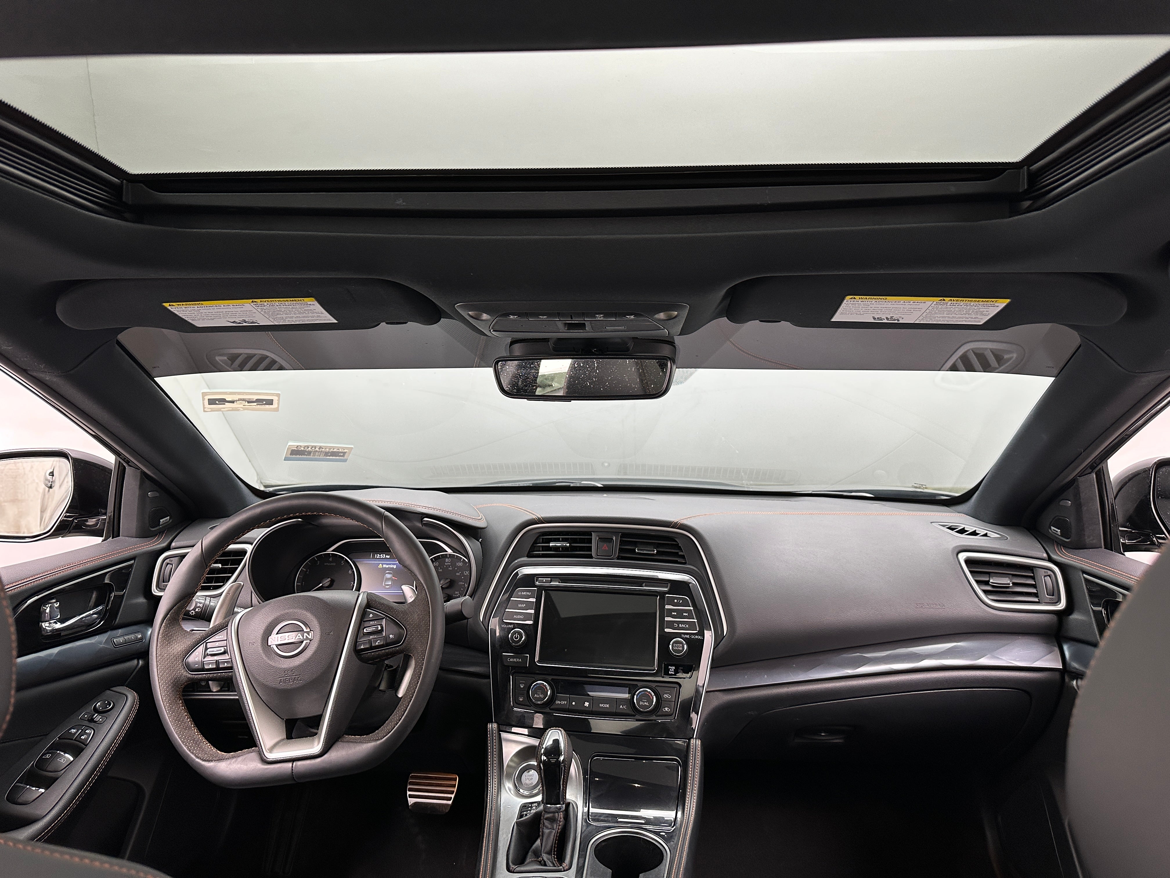 2023 Nissan Maxima SR 2