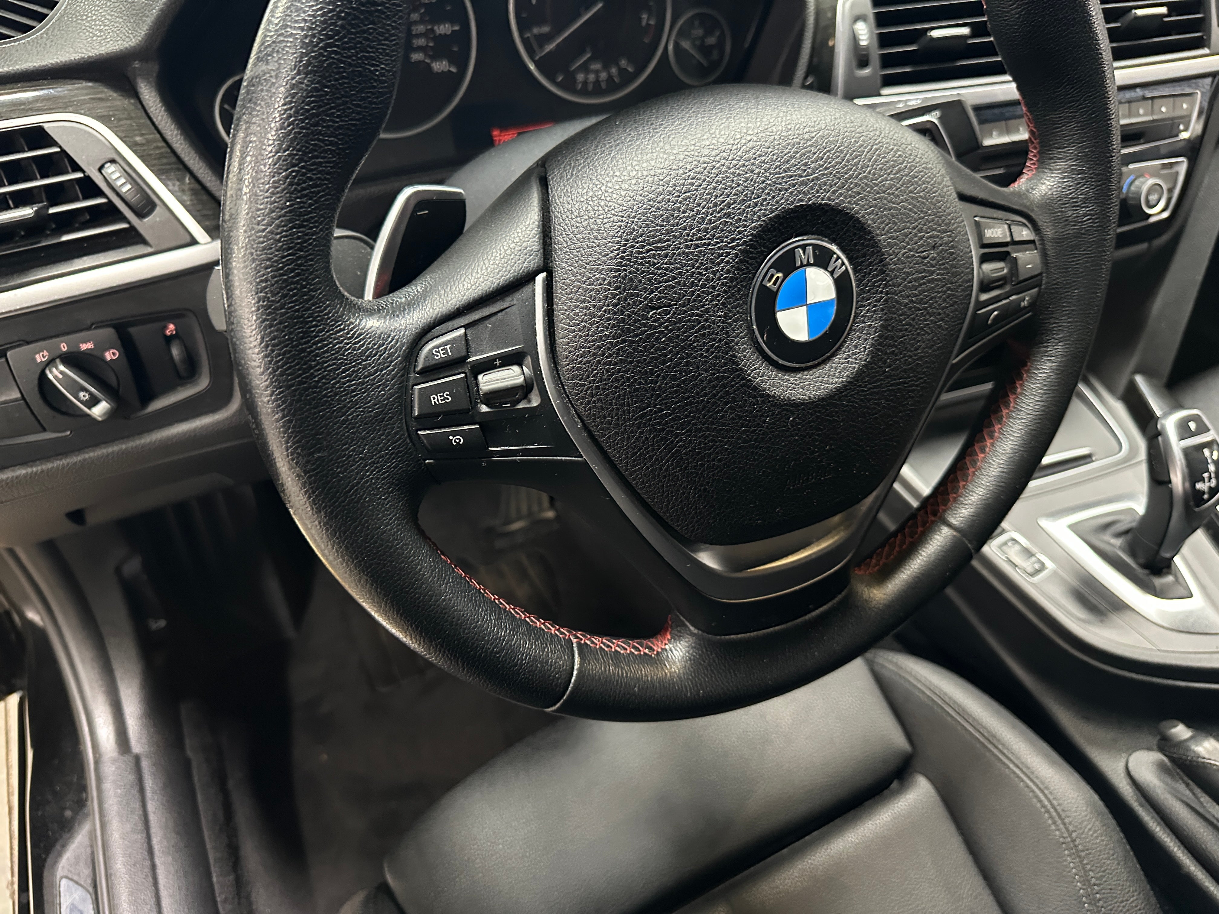 2018 BMW 3 Series 330i 5