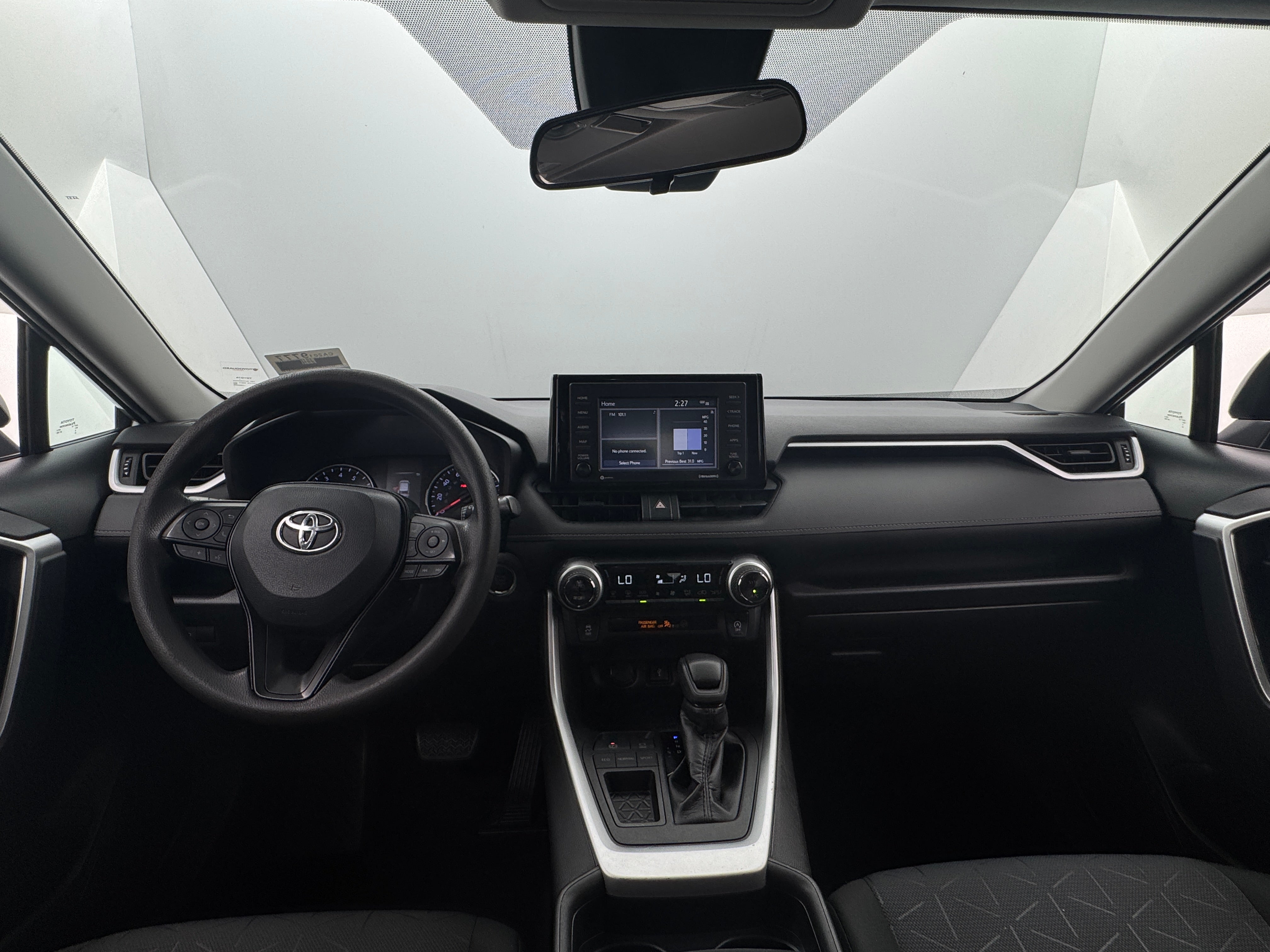 2020 Toyota RAV4 XLE 3