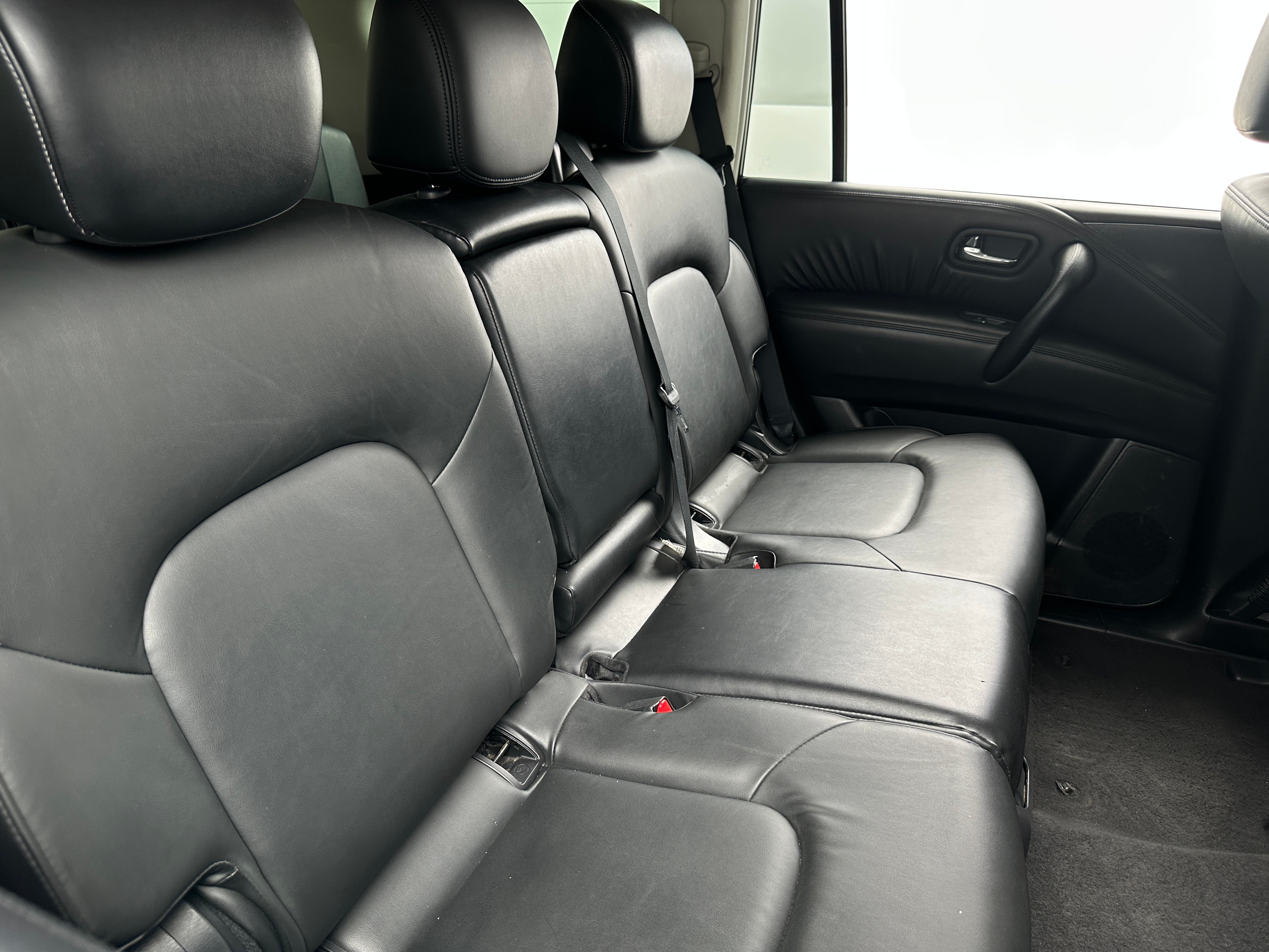 2021 Nissan Armada SV 5
