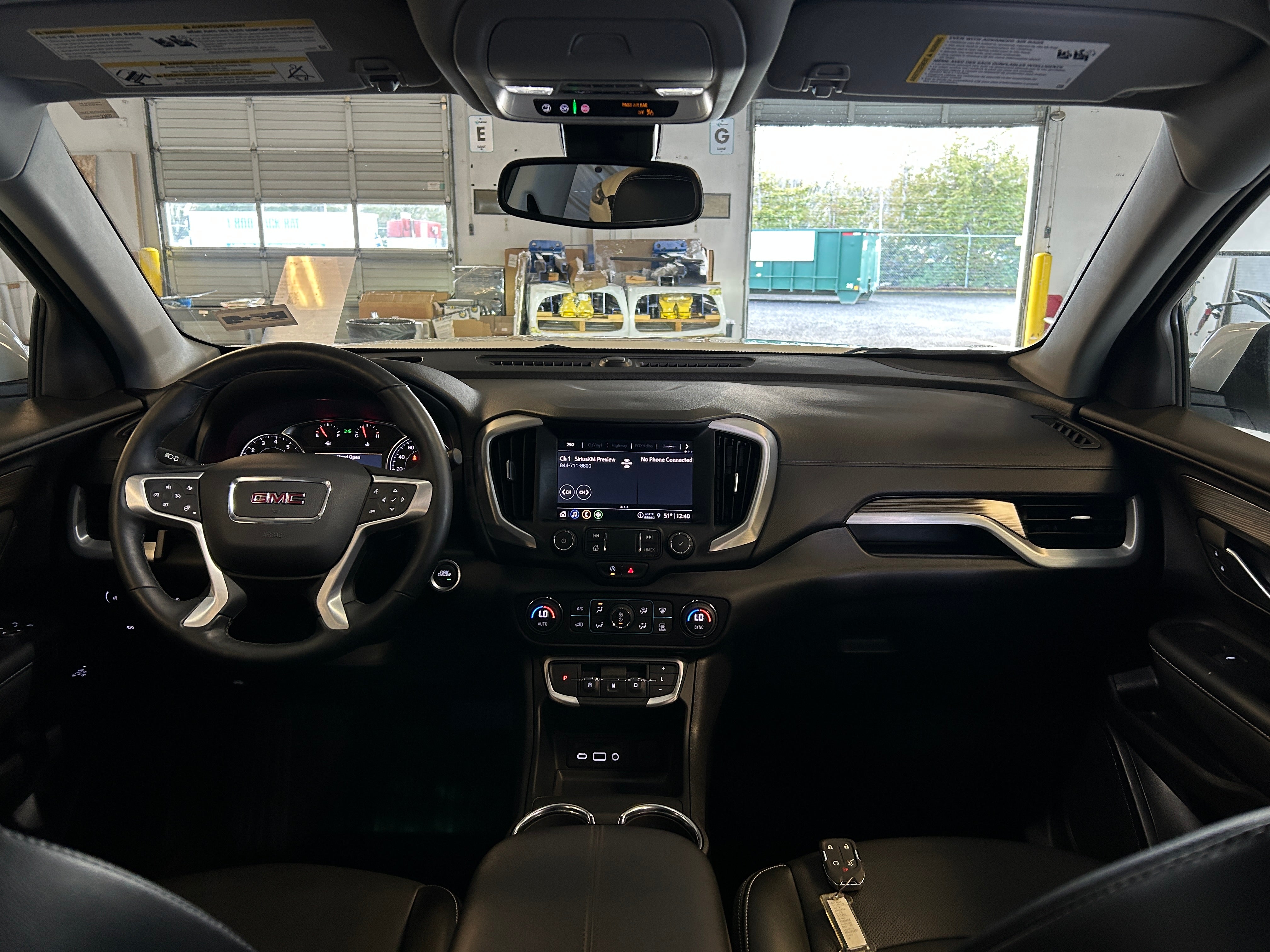 2024 GMC Terrain SLT 2