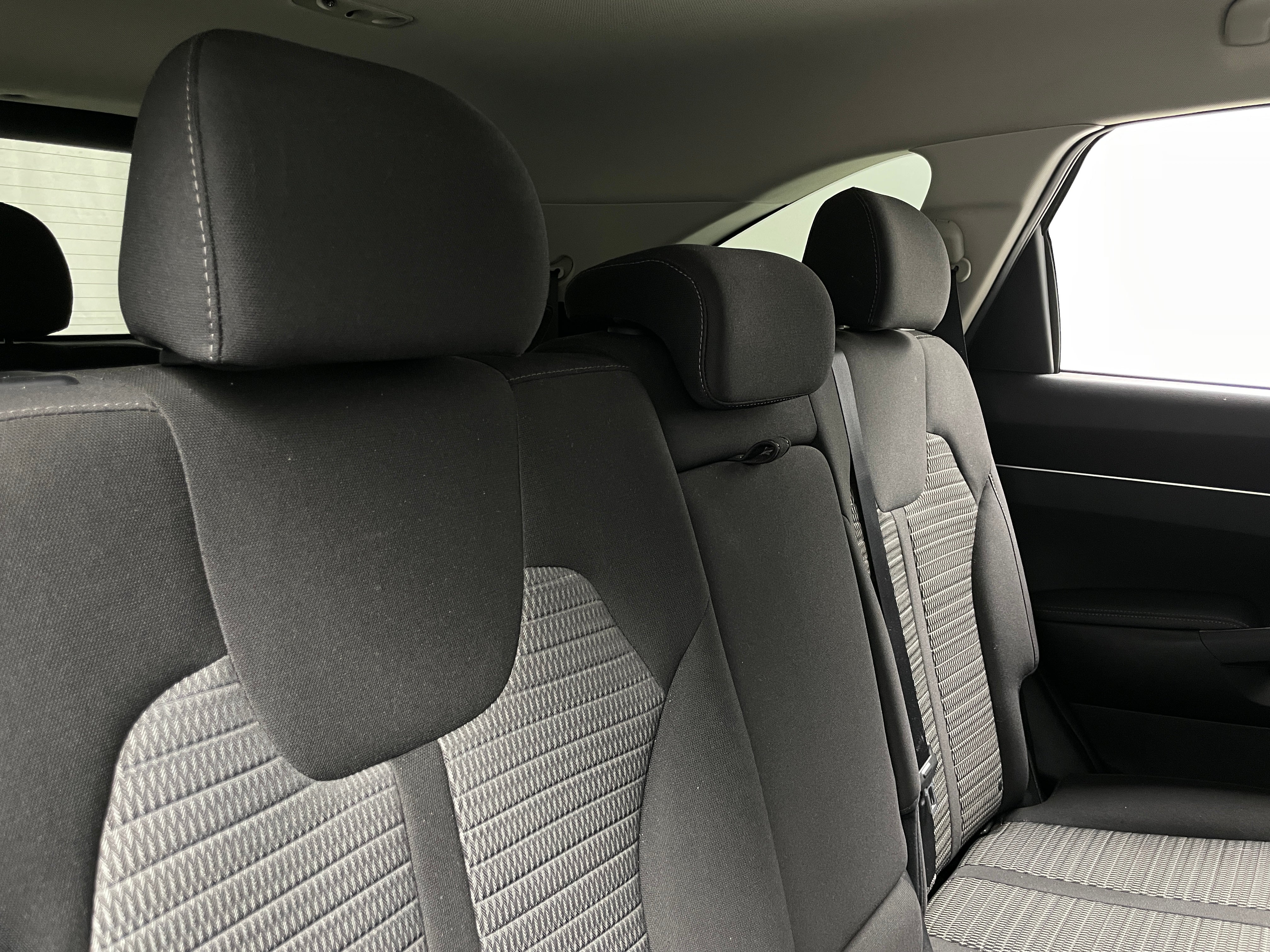 2022 Kia Sorento LX 6