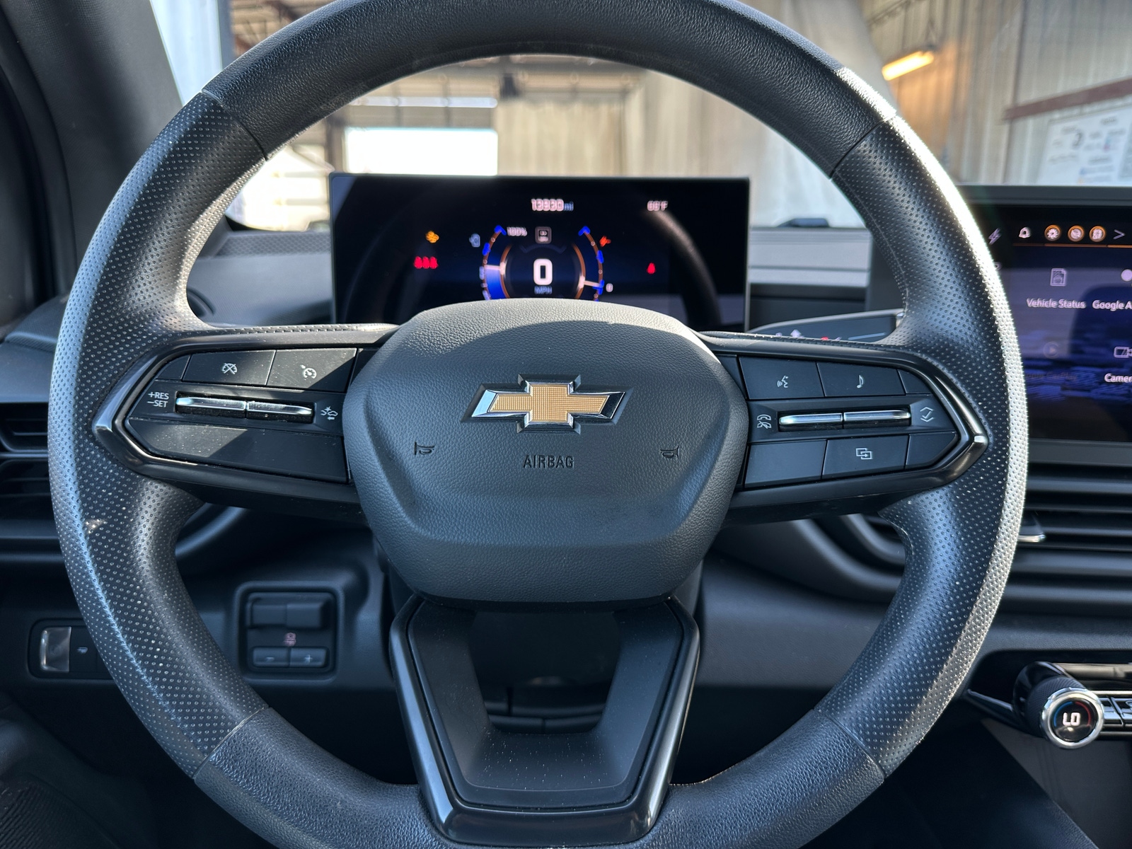 Thumbnail: 2024 Chevrolet Silverado EV - 5