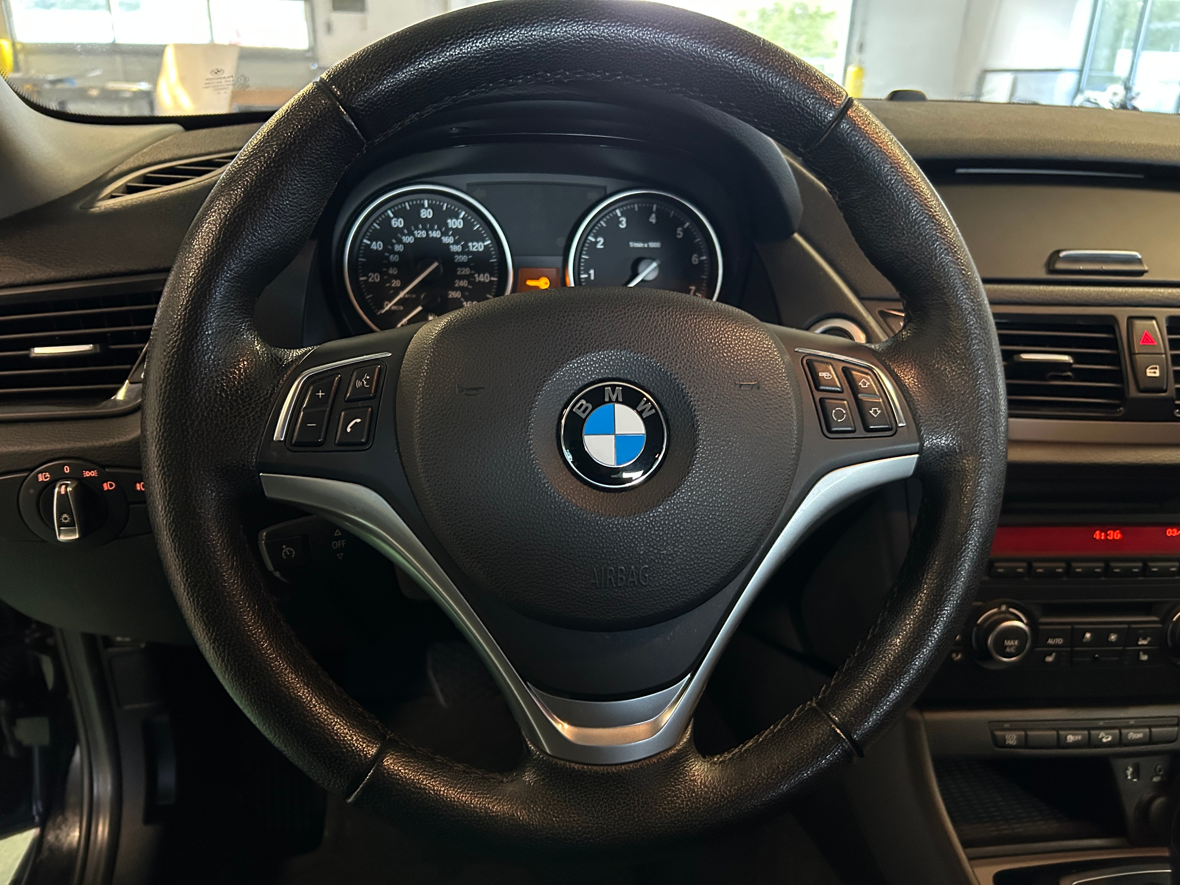 2015 BMW X1 xDrive28i 4