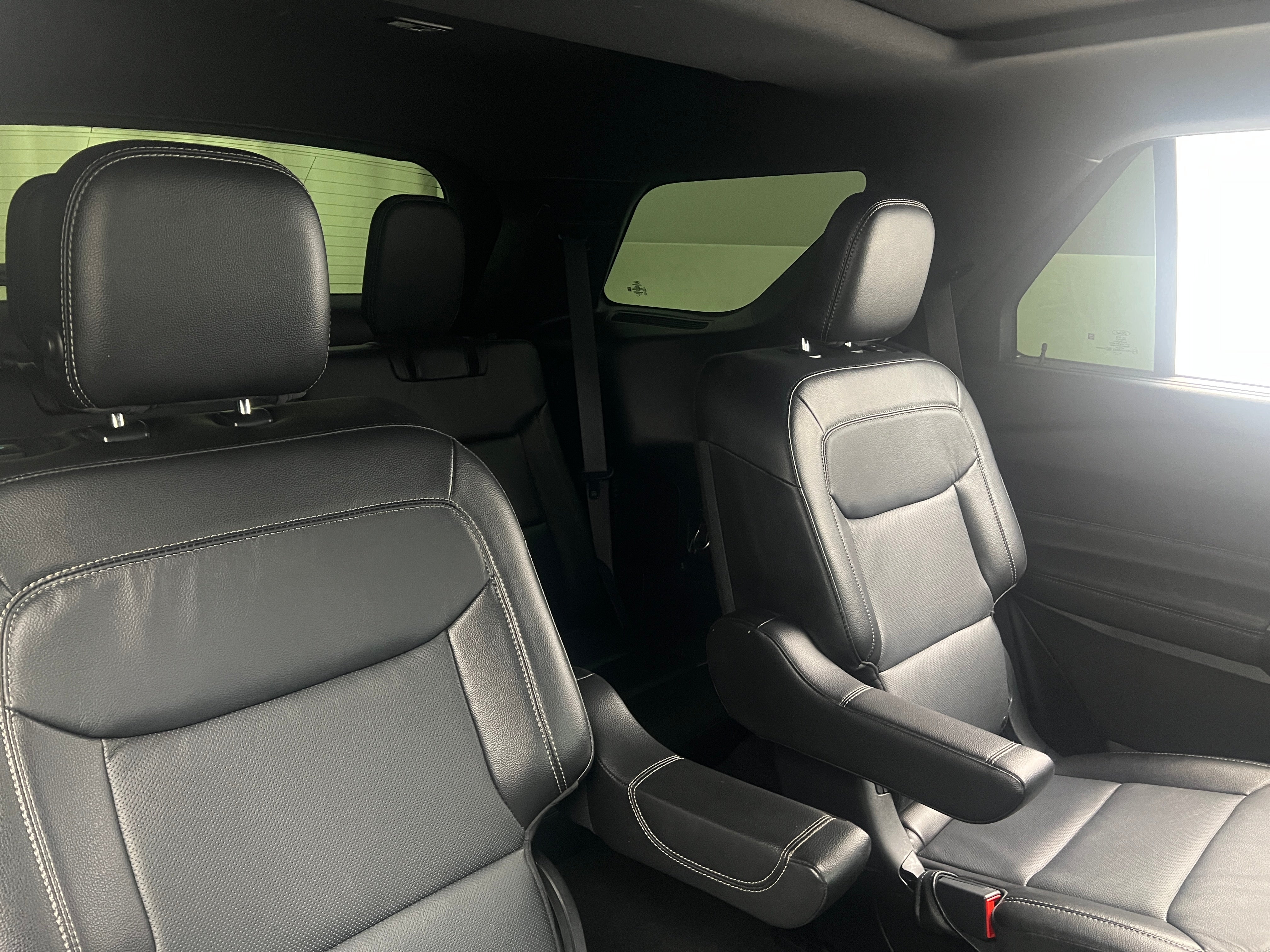 2020 Ford Explorer Limited 6