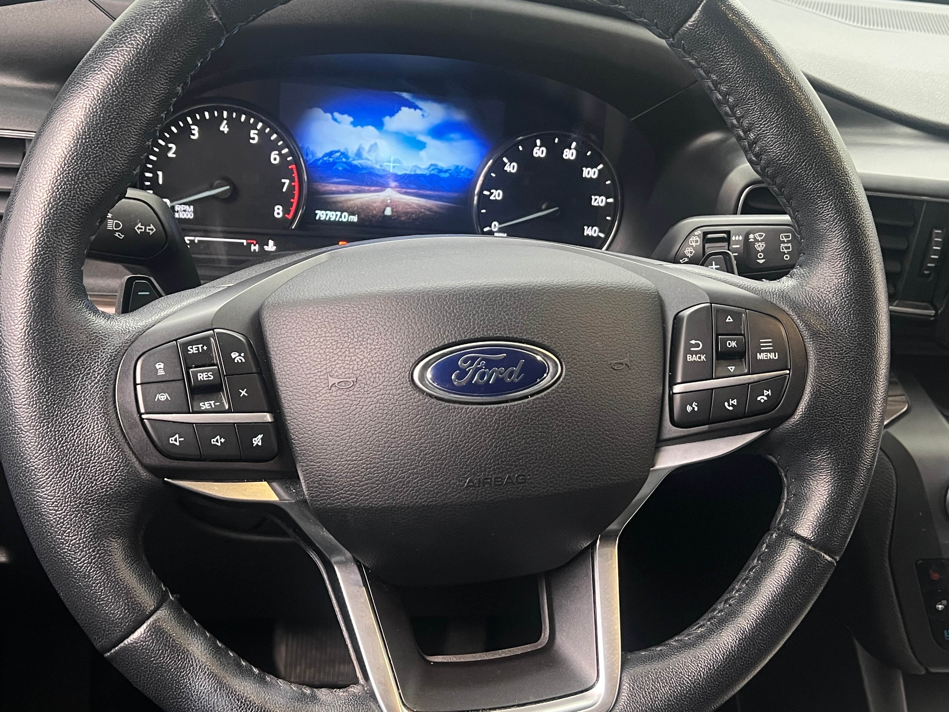 2020 Ford Explorer Limited 5