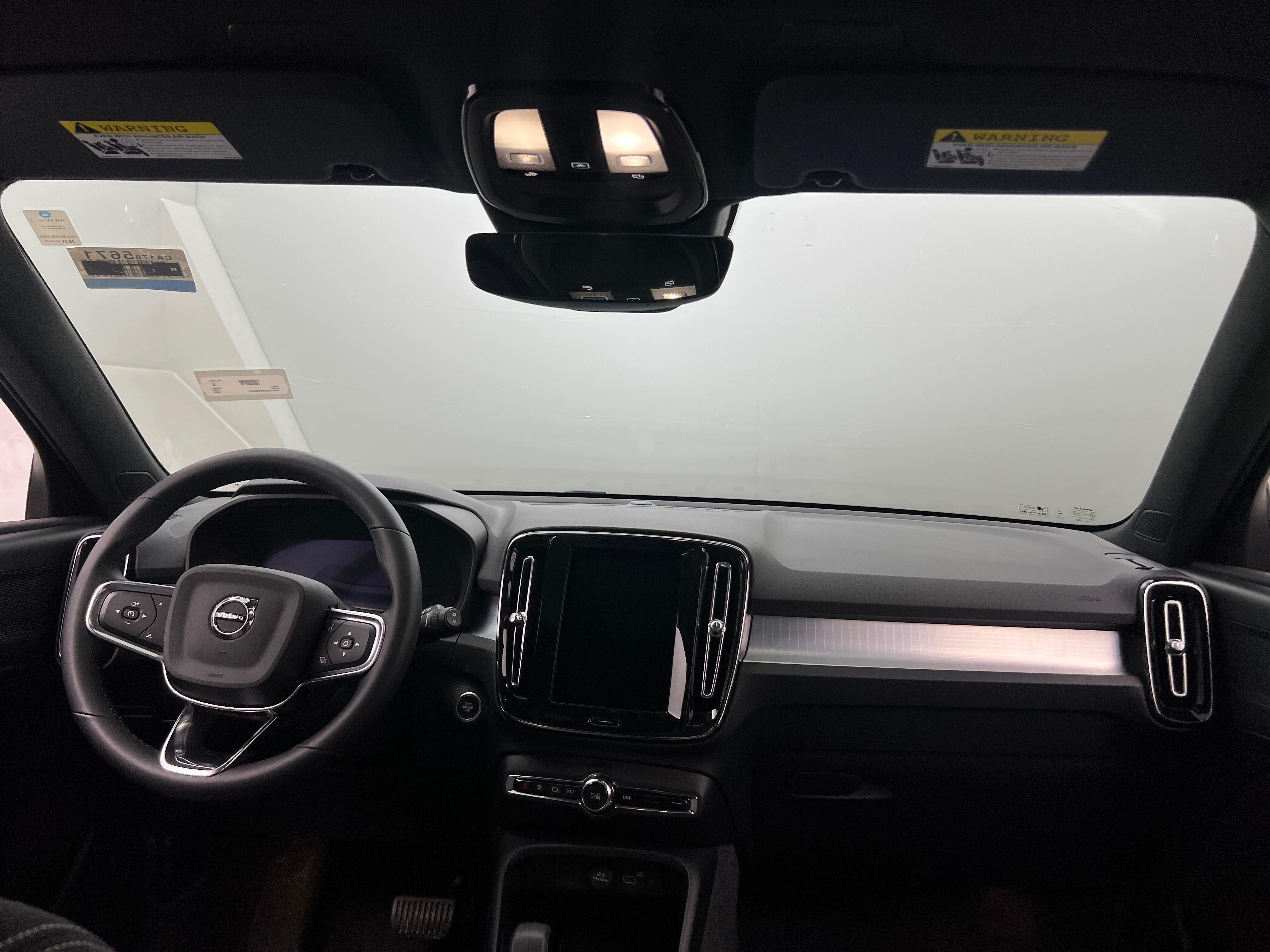 2024 Volvo XC40 B5 Core 3