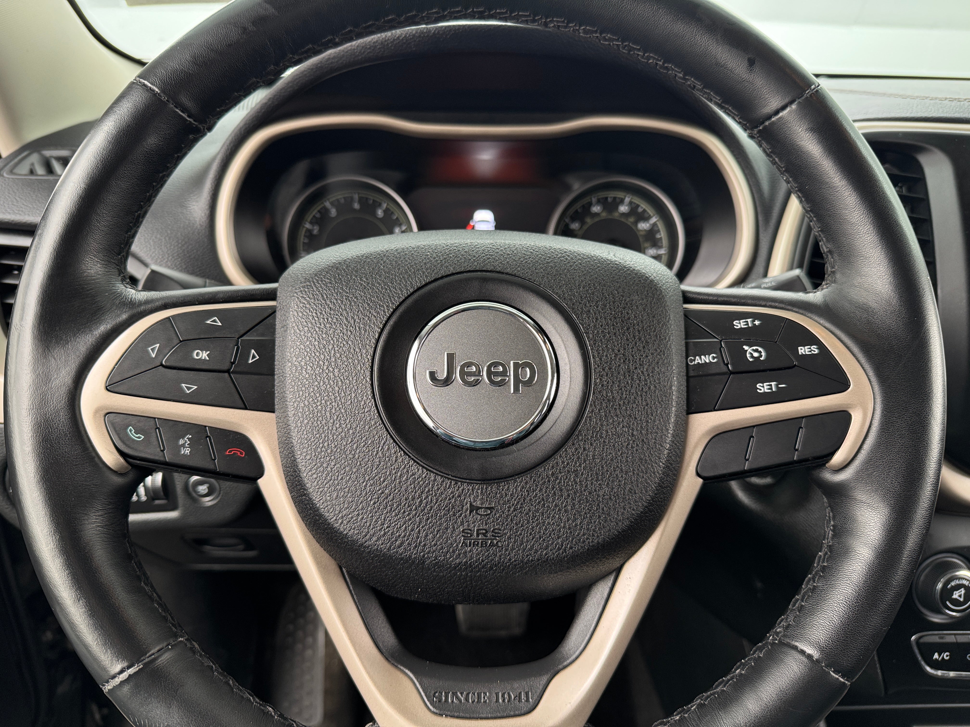2015 Jeep Cherokee Limited Edition 4