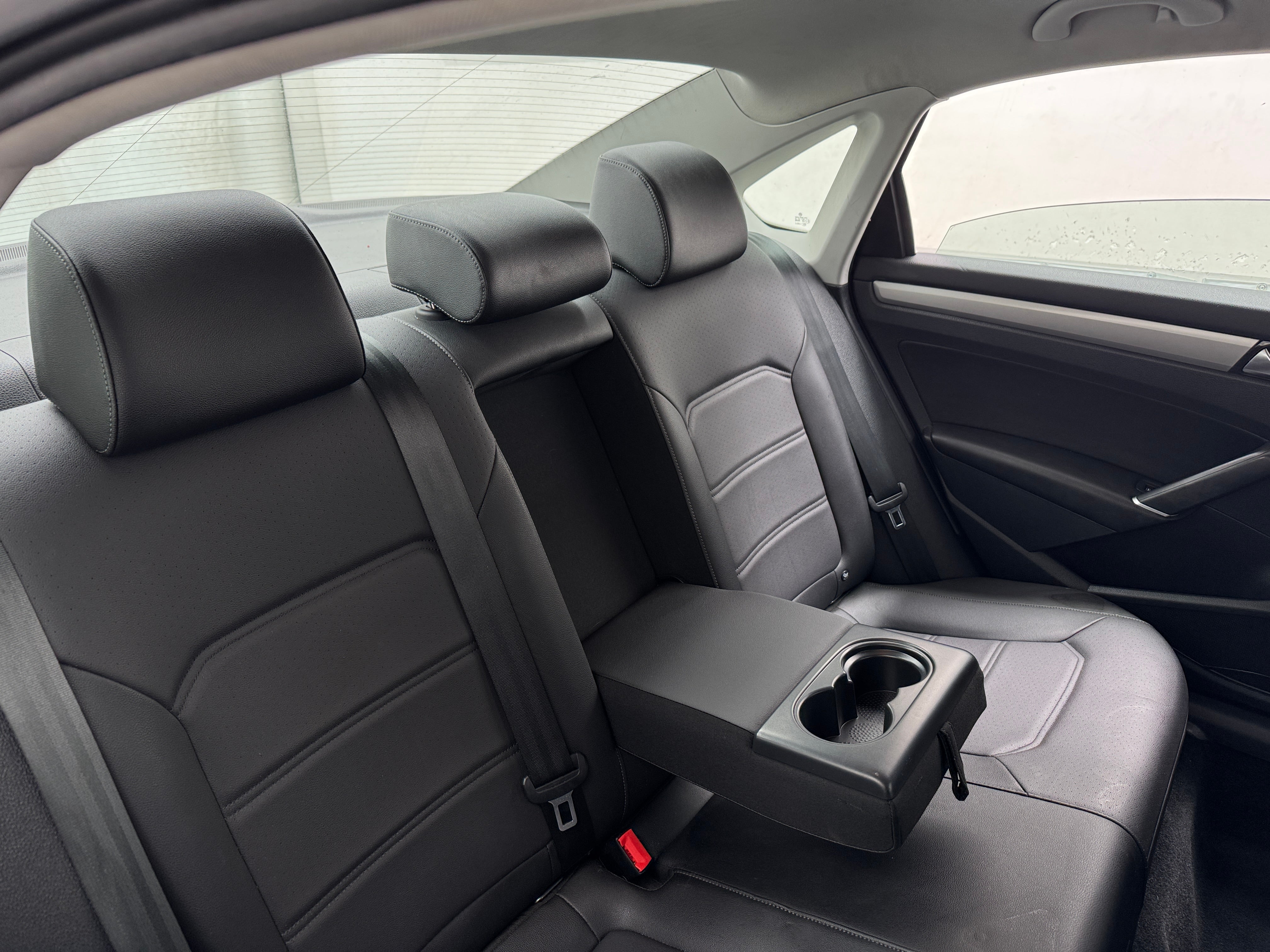 2021 Volkswagen Passat SE 5