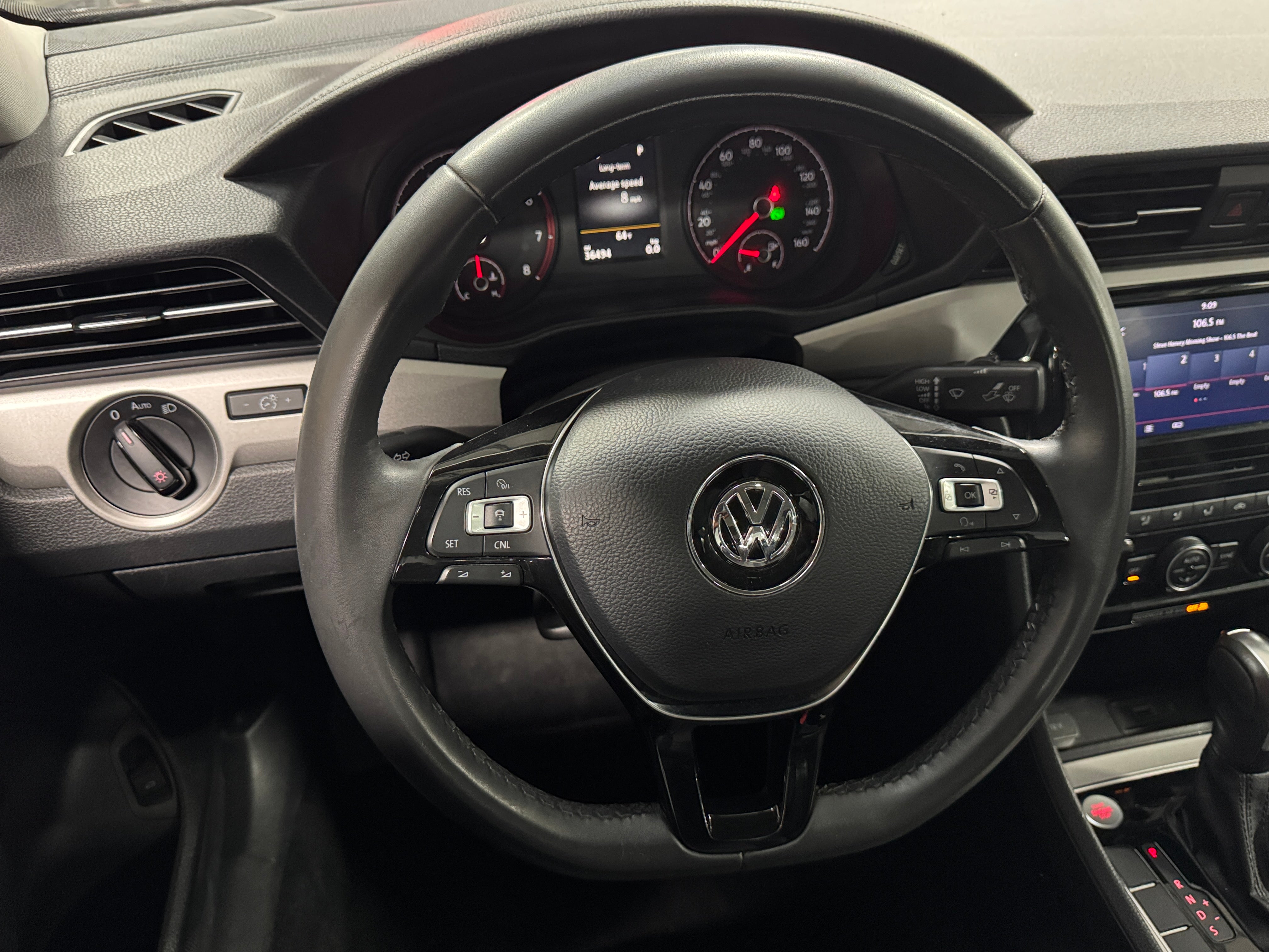2021 Volkswagen Passat SE 4