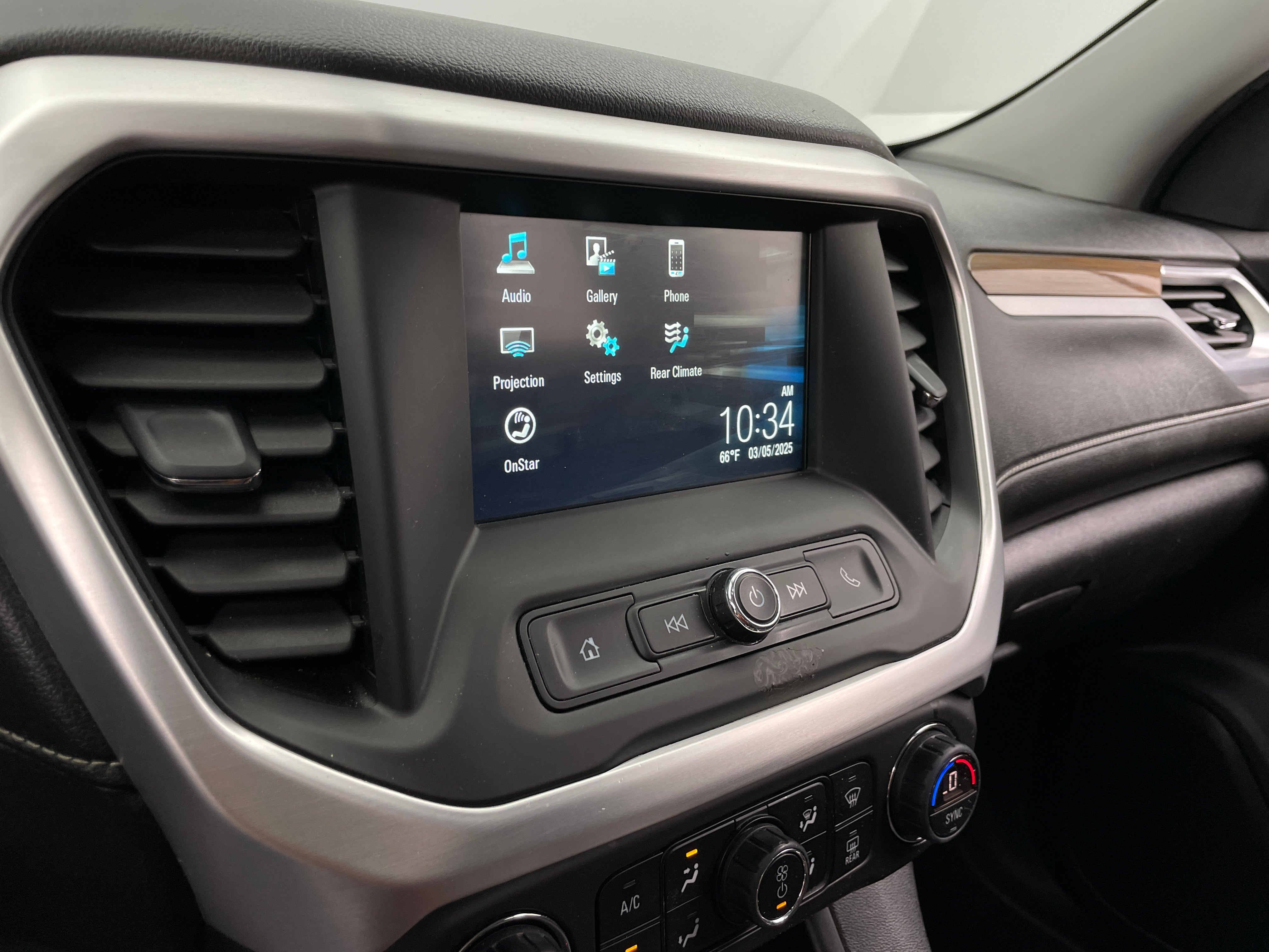 2019 GMC Acadia SLE 4