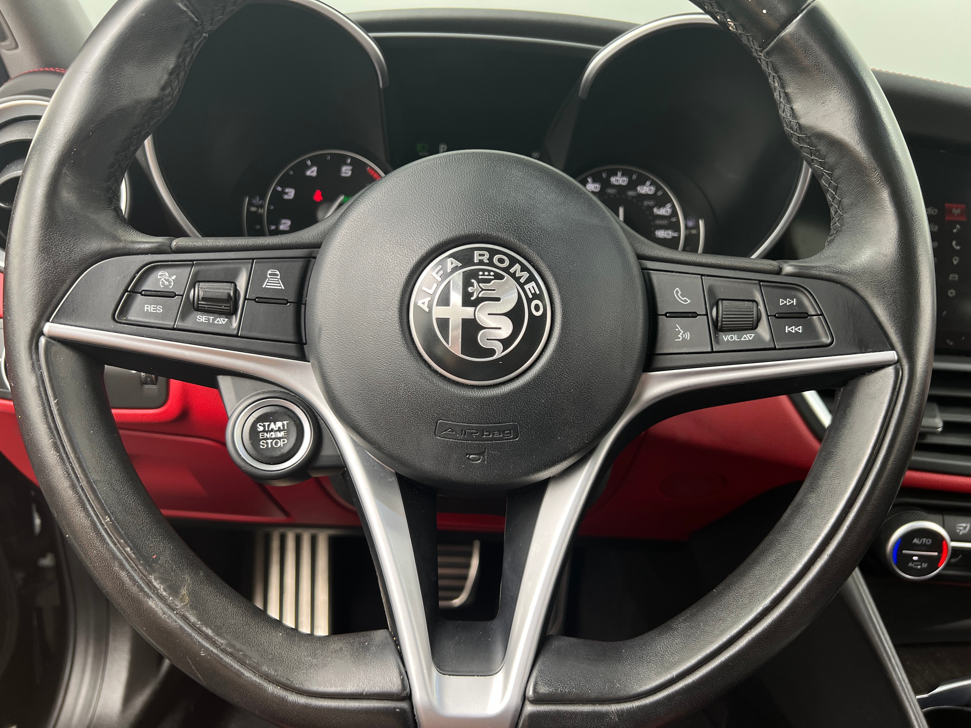 2018 Alfa Romeo Giulia Ti 4