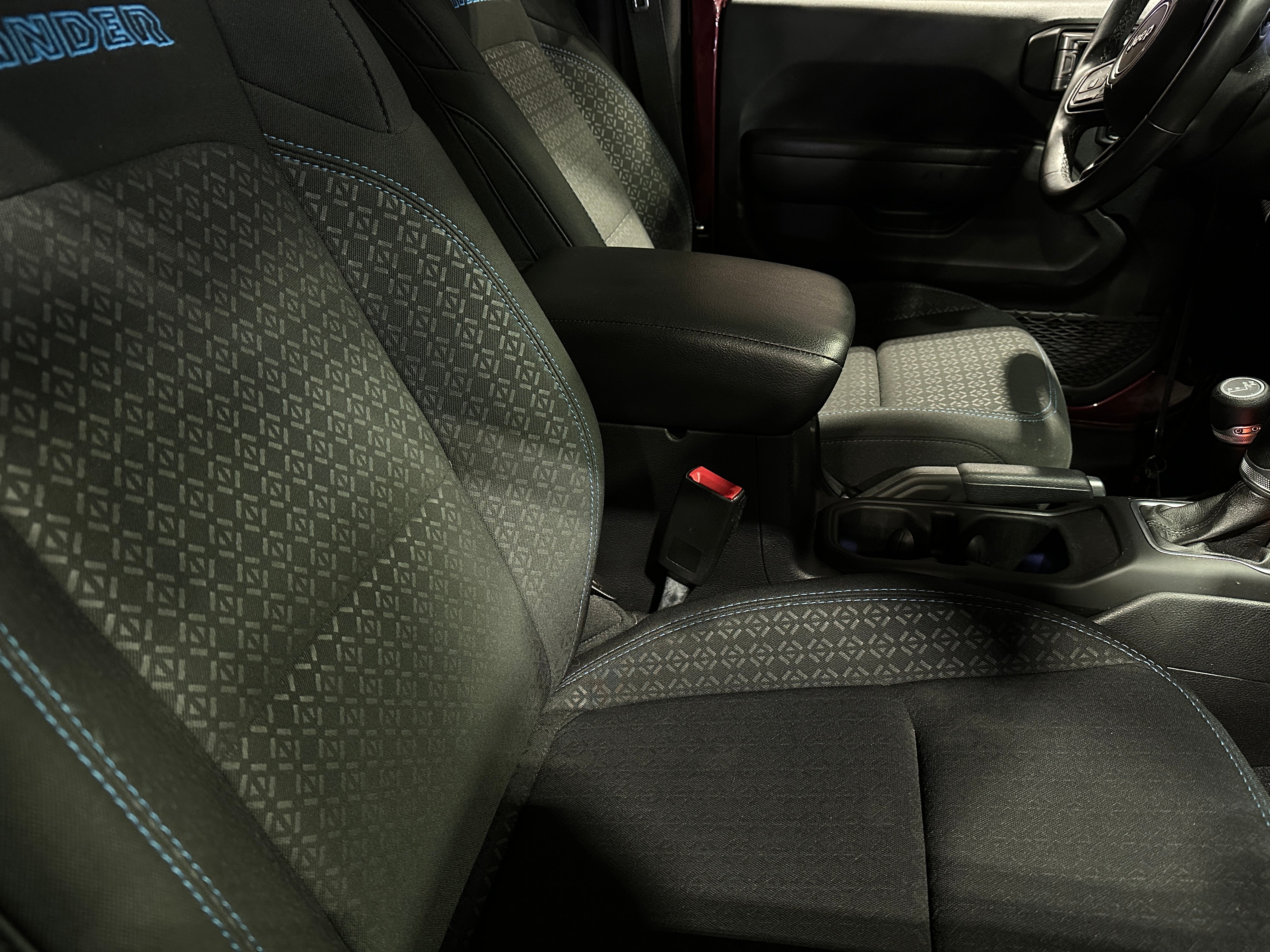 2021 Jeep Wrangler Islander 2
