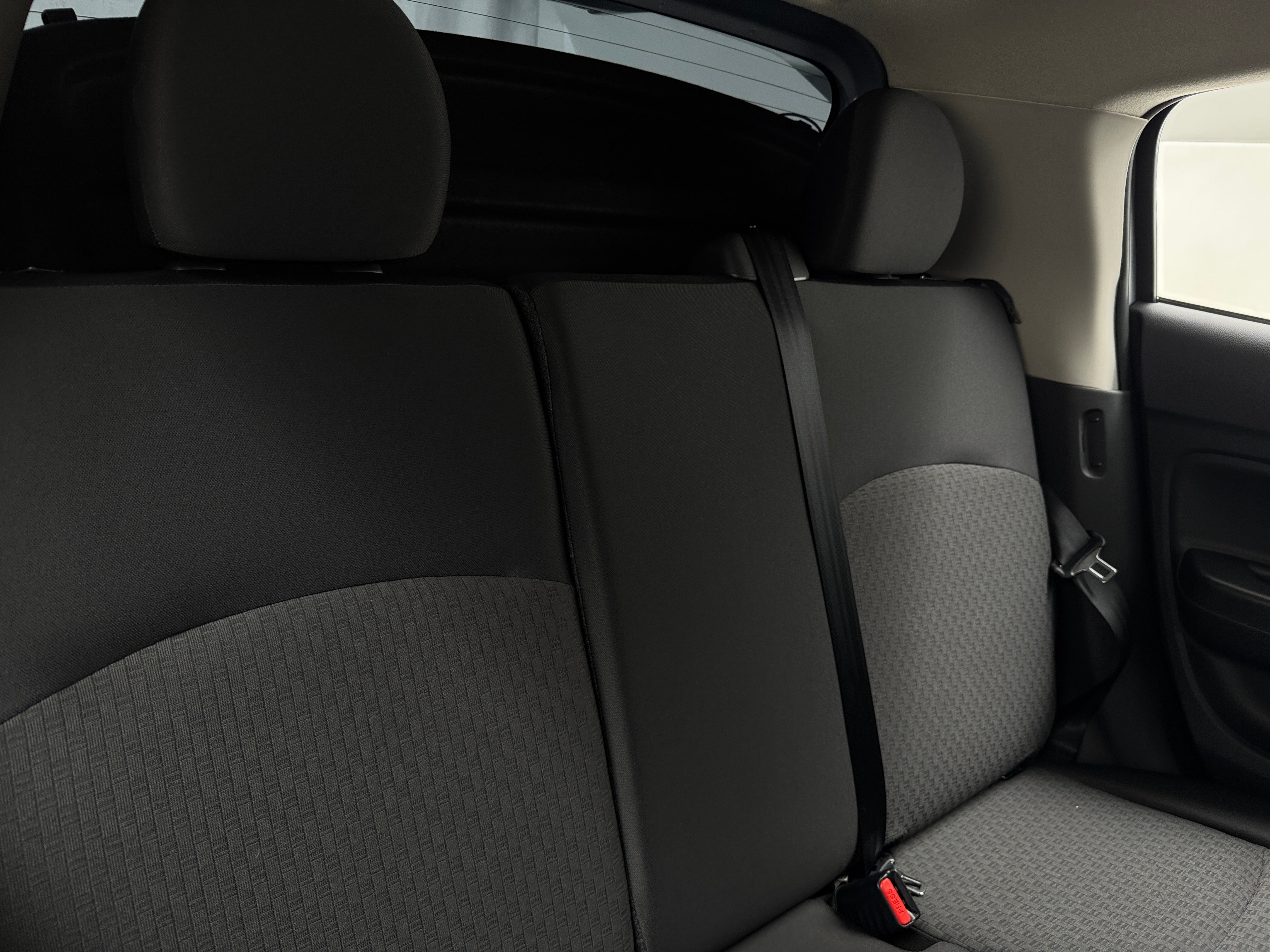 2020 Mitsubishi Mirage ES 6