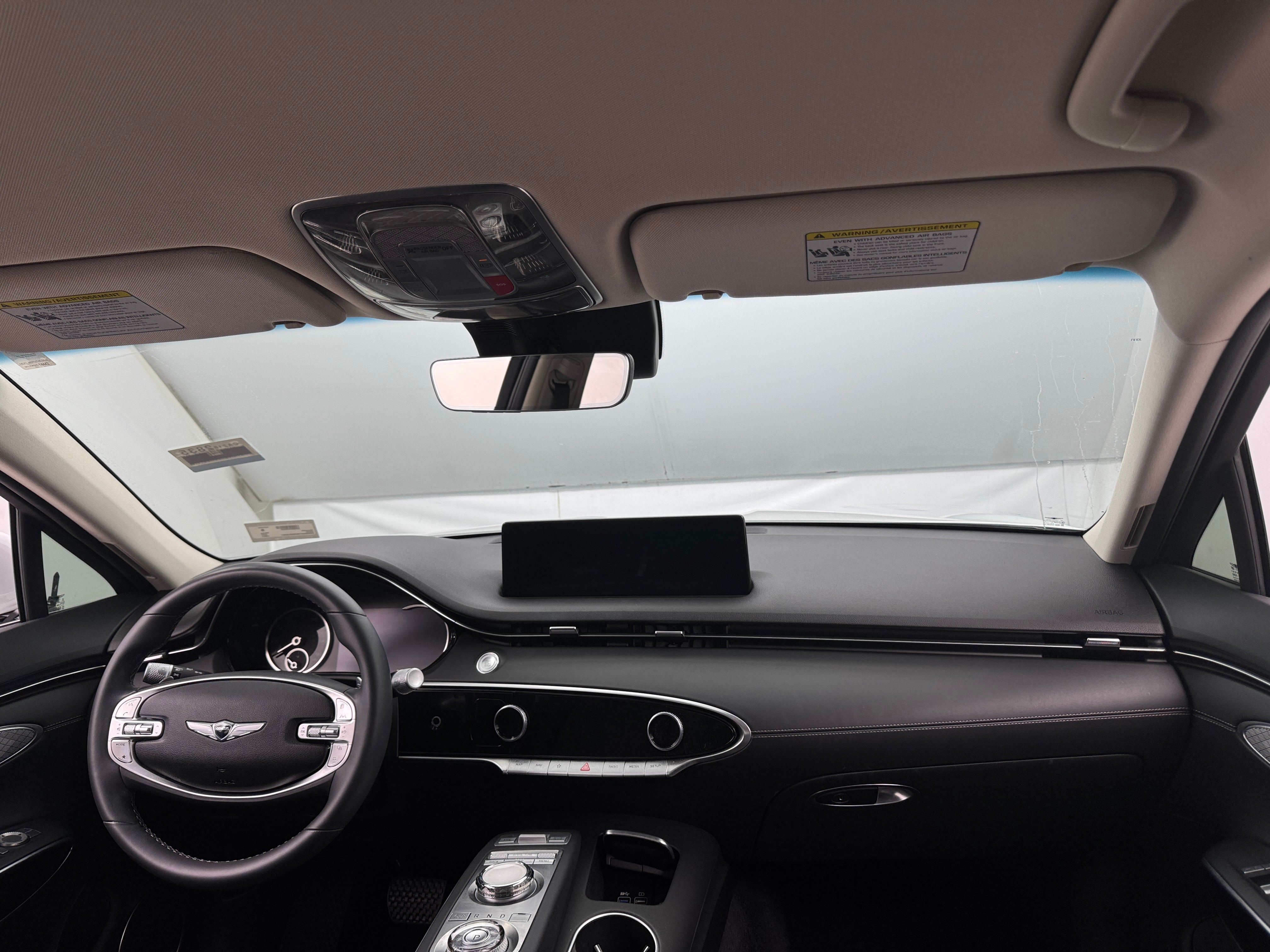 2024 Genesis GV70 Standard 2